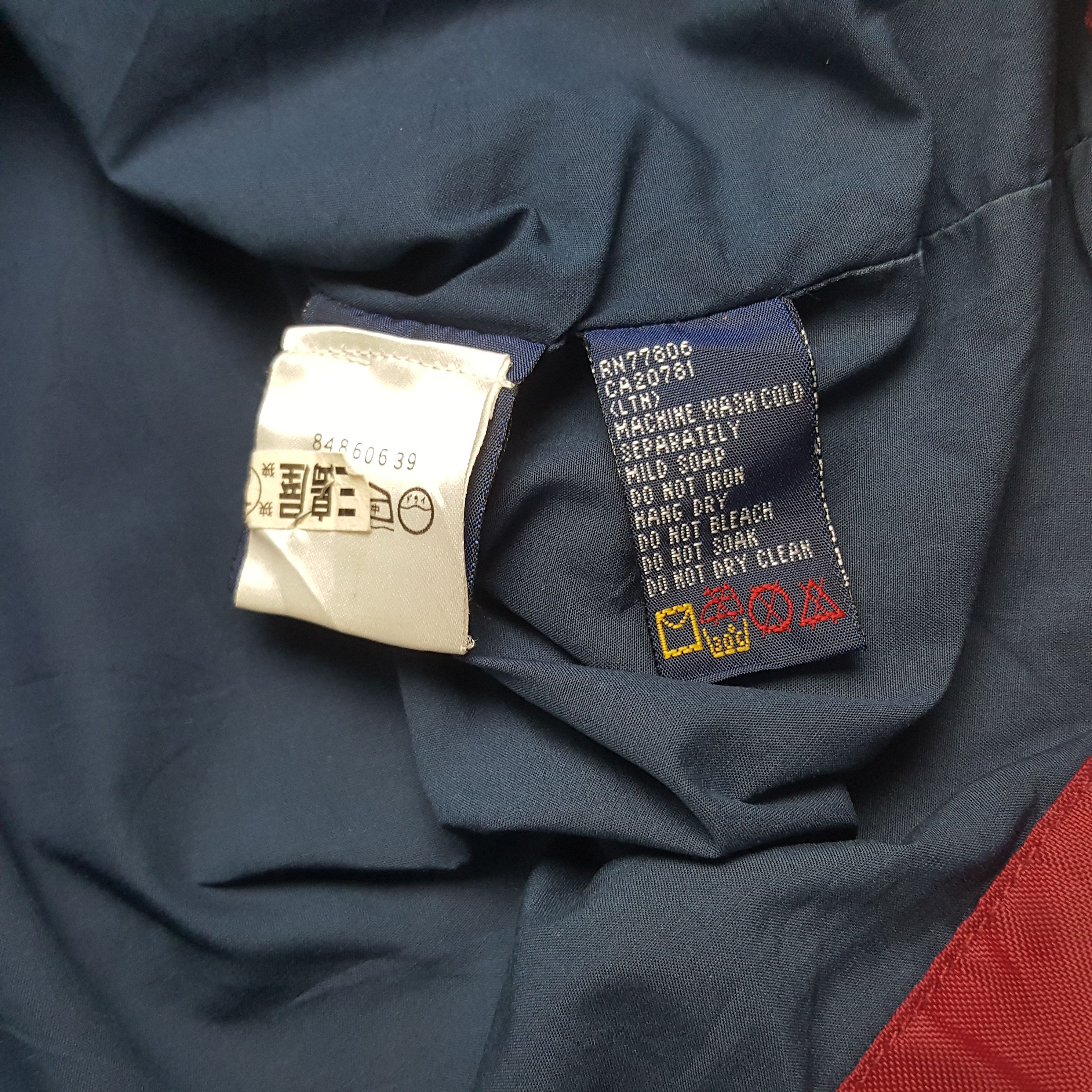 Tommy Hilfiger × Vintage Vintage Tommy Hilfiger Zipper Winter Jacket Size US M / EU 48-50 / 2 - 9 Thumbnail