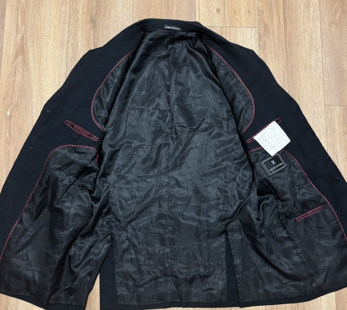 Louis Vuitton Louis Vuitton Men’s Black Wool Vintage Blazer Jacket Size 44R - 2 Thumbnail