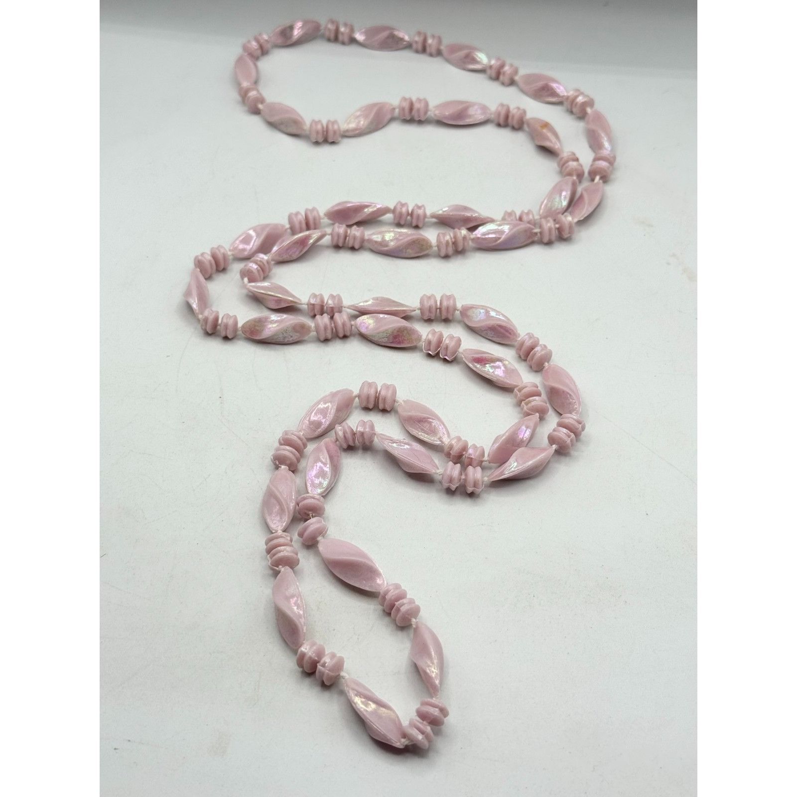 Vintage Vintage iridescent purple acrylic spiral beaded long necklac Size ONE SIZE - 3 Thumbnail