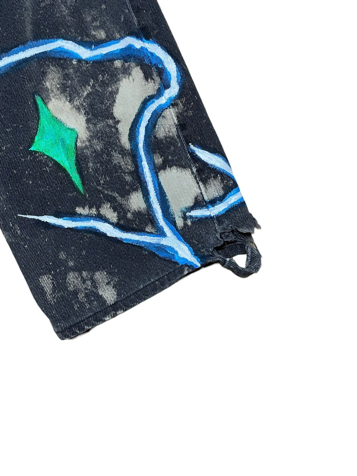 Levi's 1 of 1 Custom handpaint Levis 505 Jeans Size US 33 - 4 Thumbnail