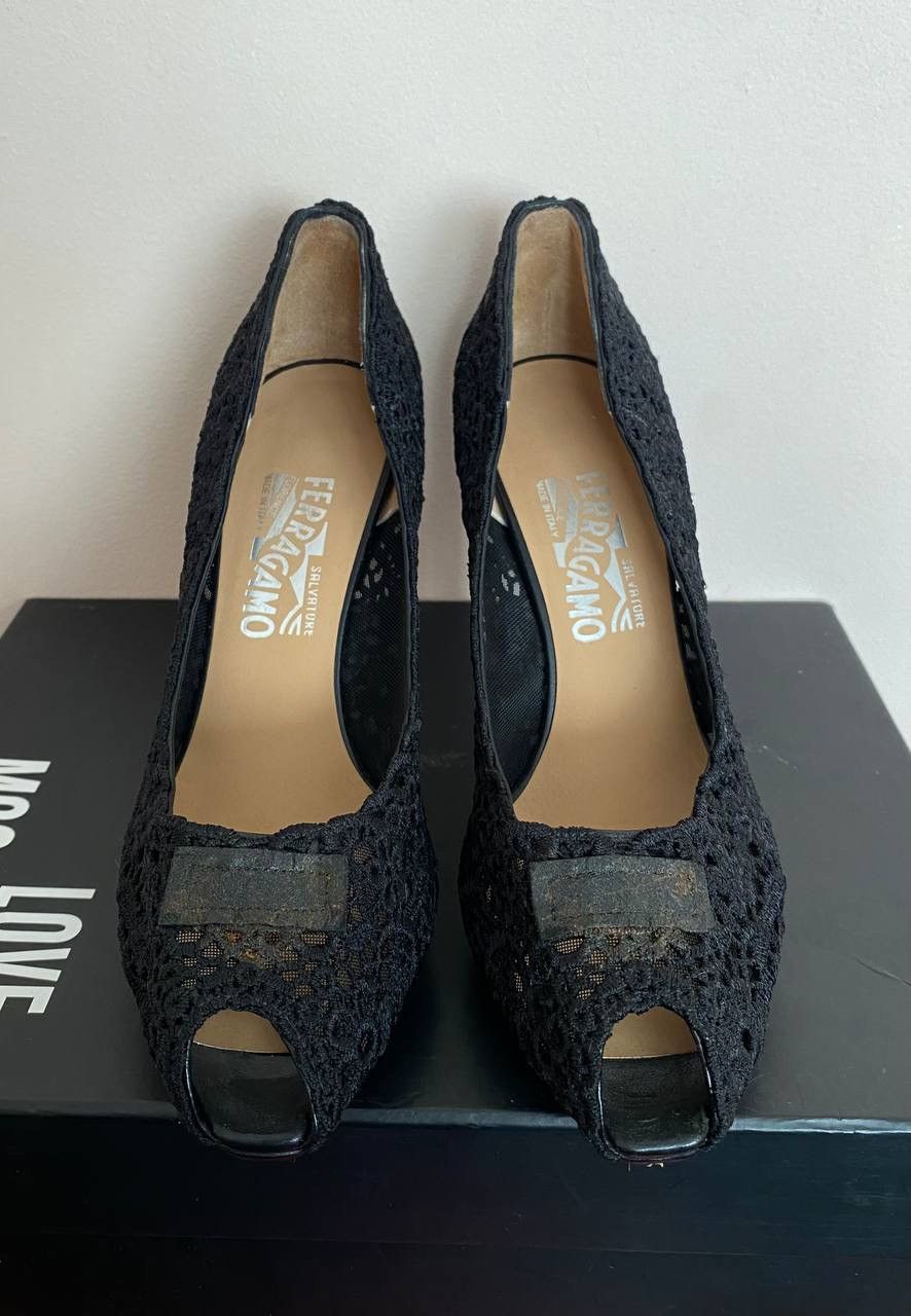 Salvatore Ferragamo Salvatore Ferragamo Heels Black Lace Size US 7.5 / IT 37.5 - 2 Thumbnail