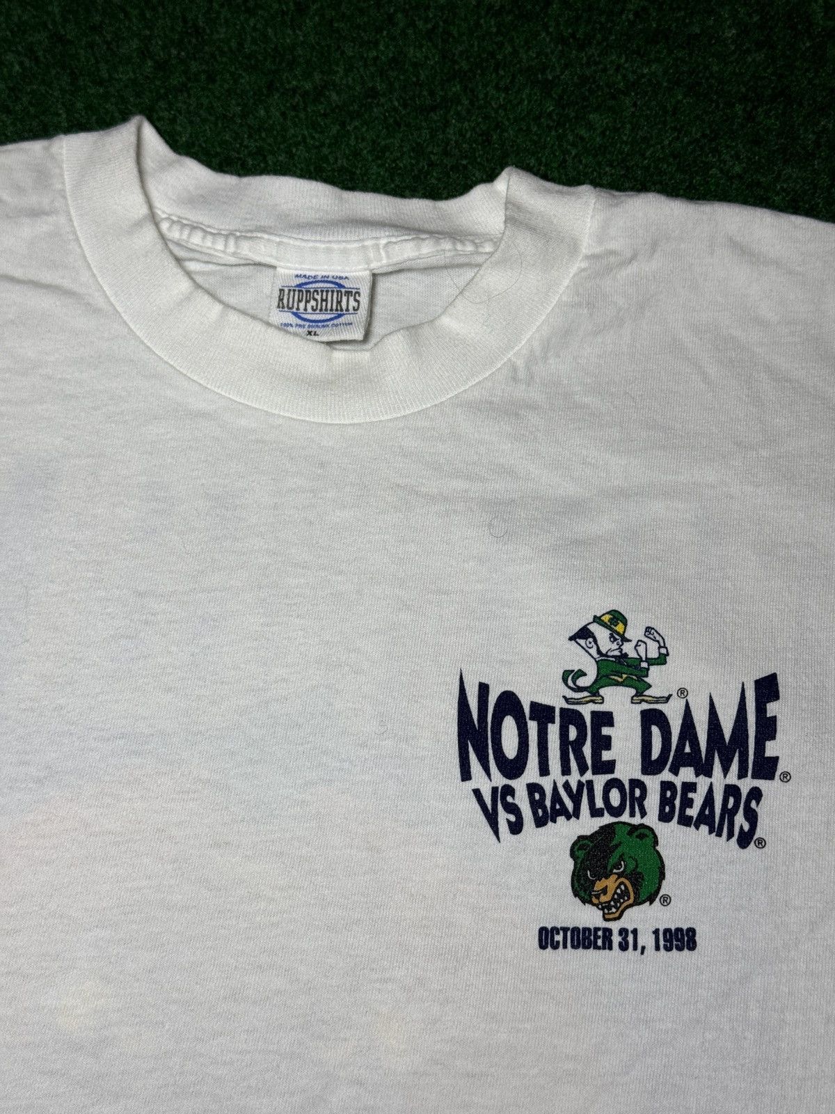 Vintage Vtg 90s Notre Dame Irish Football Halloween 1998 T Shirt Size US XL / EU 56 / 4 - 4 Thumbnail