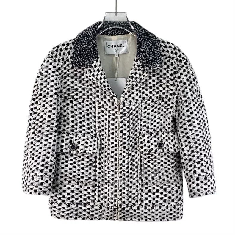 Chanel Chanel Colour-blocked silk lapel zipper woven jacket Size XS / US 0-2 / IT 36-38 - 1 Thumbnail