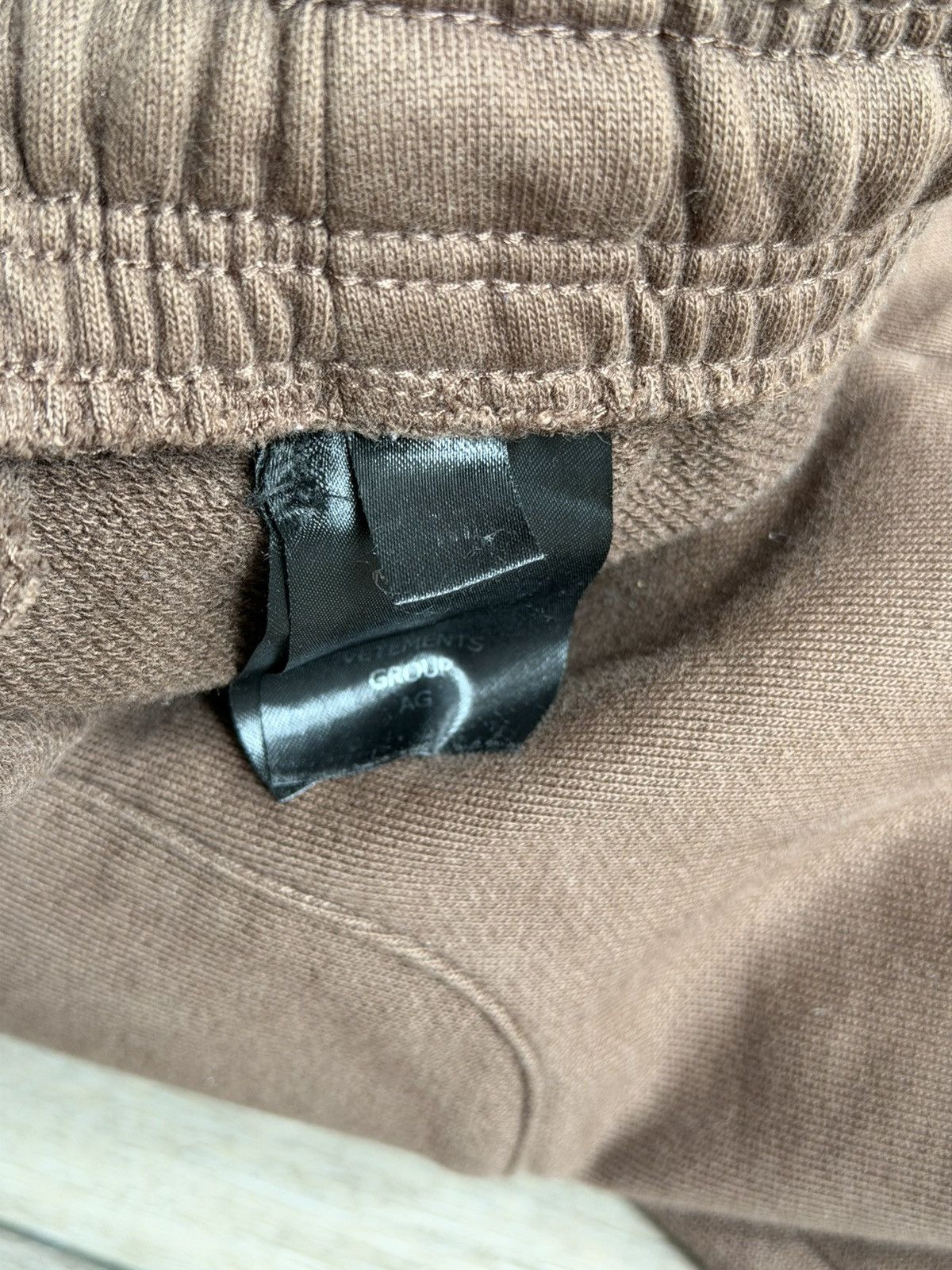 Vetements Vetements Brown Sweatpants Size US 34 / EU 50 - 8 Thumbnail