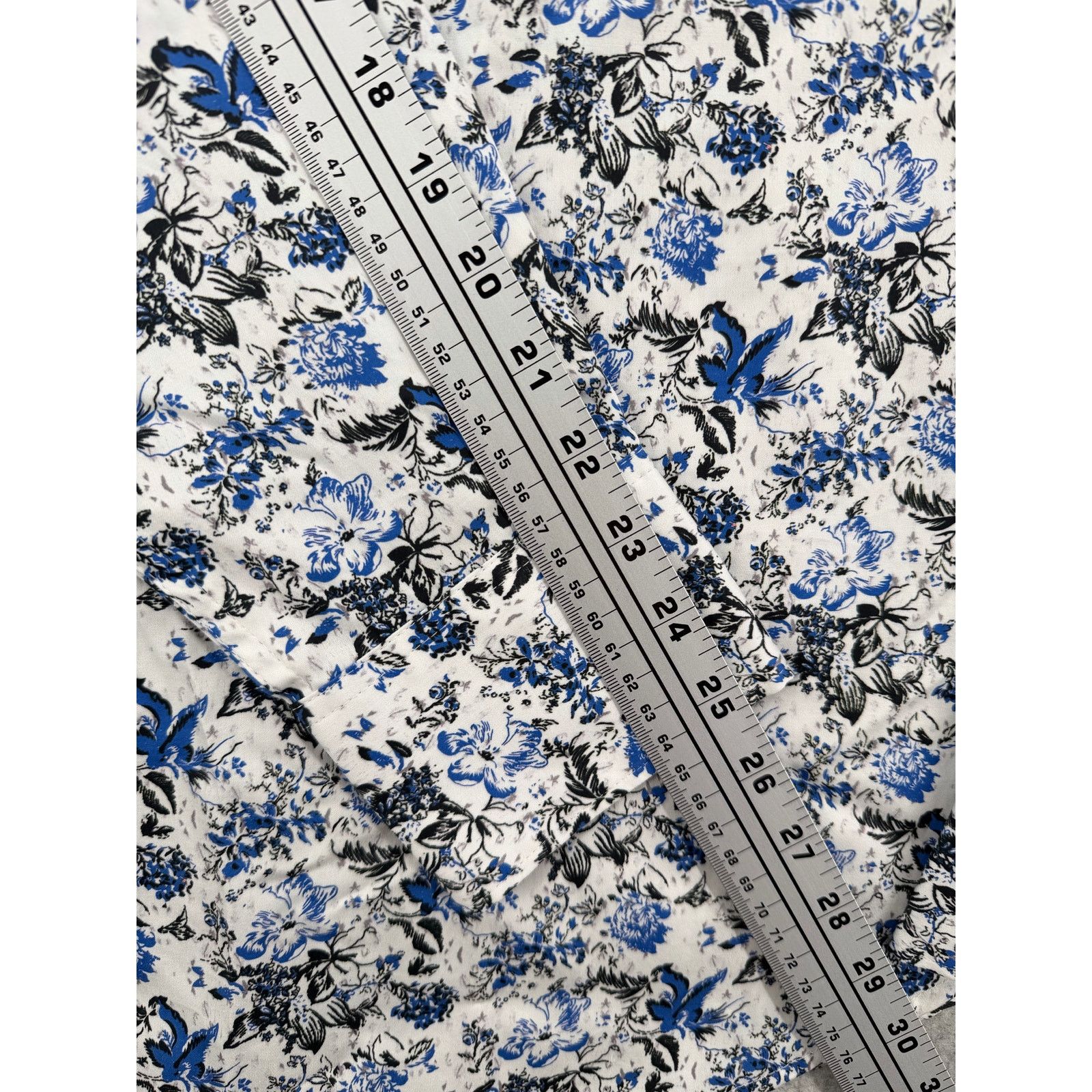 Robert Graham NWT Robert Graham Valdez Floral Classic Fit Woven Shirt Size US M / EU 48-50 / 2 - 9 Thumbnail