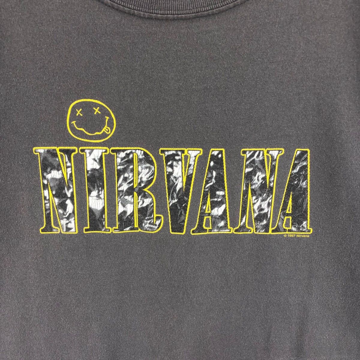 Nirvana × Vintage Pick!! Vtg 1997 NIRVANA KURT COBAINE Faded Top Tee Tshirt Size US L / EU 52-54 / 3 - 7 Thumbnail