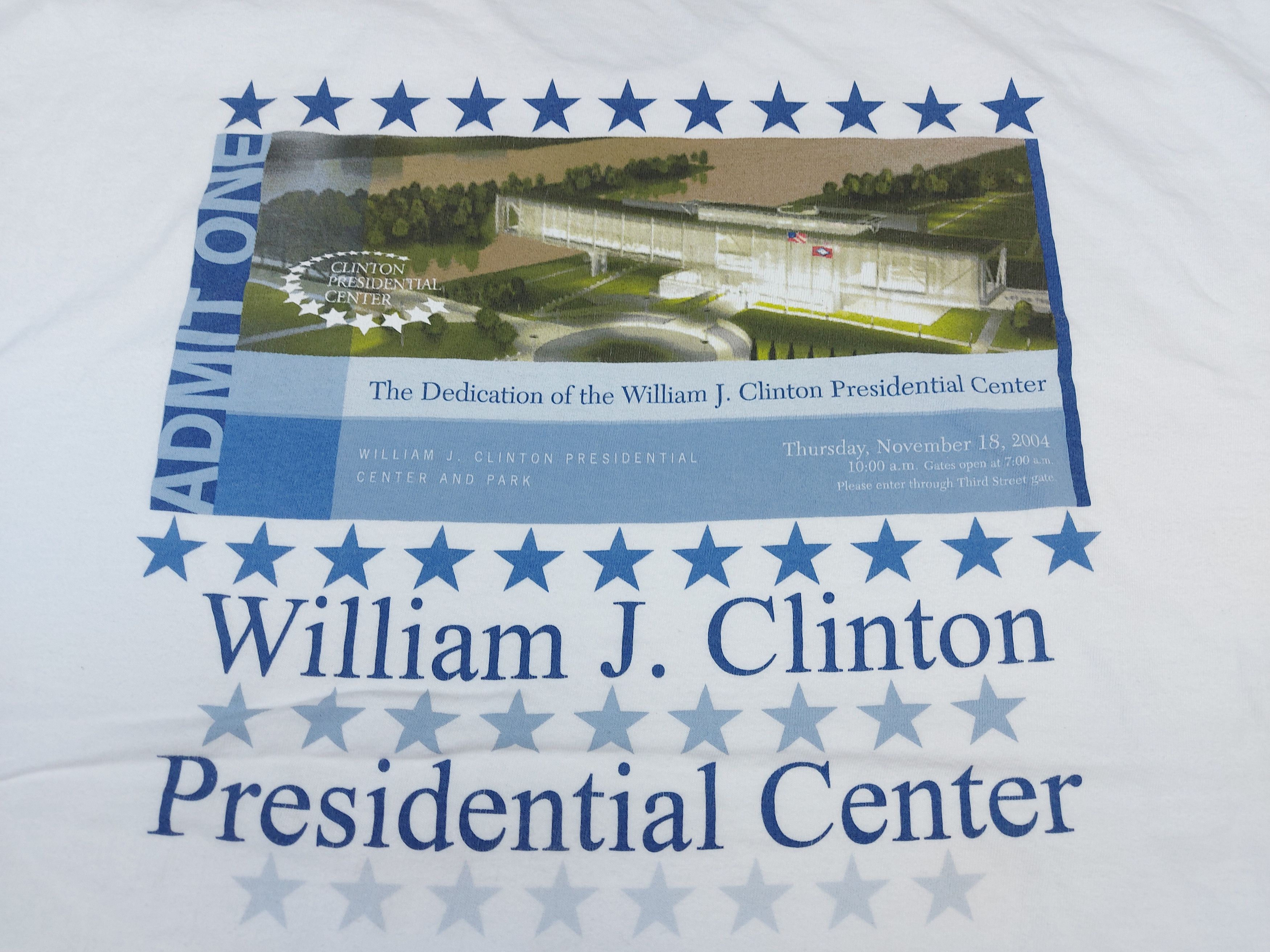 President's × Vintage Vintage Y2K William J Clinton 2004 Presidential Center TEE Size US XL / EU 56 / 4 - 4 Thumbnail