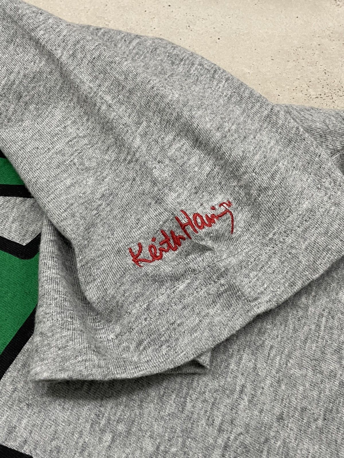 Keith Haring × Uniqlo Uniqlo Keith Haring MoMa Special Edition Museum Art Size US XL / EU 56 / 4 - 10 Thumbnail