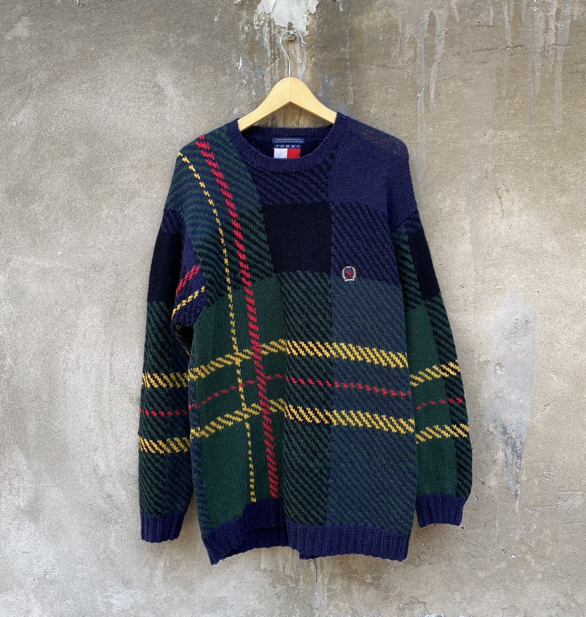 Tommy Hilfiger × Vintage Rare Tommy Hilfiger Sweater Wool Size US L / EU 52-54 / 3 - 1 Thumbnail