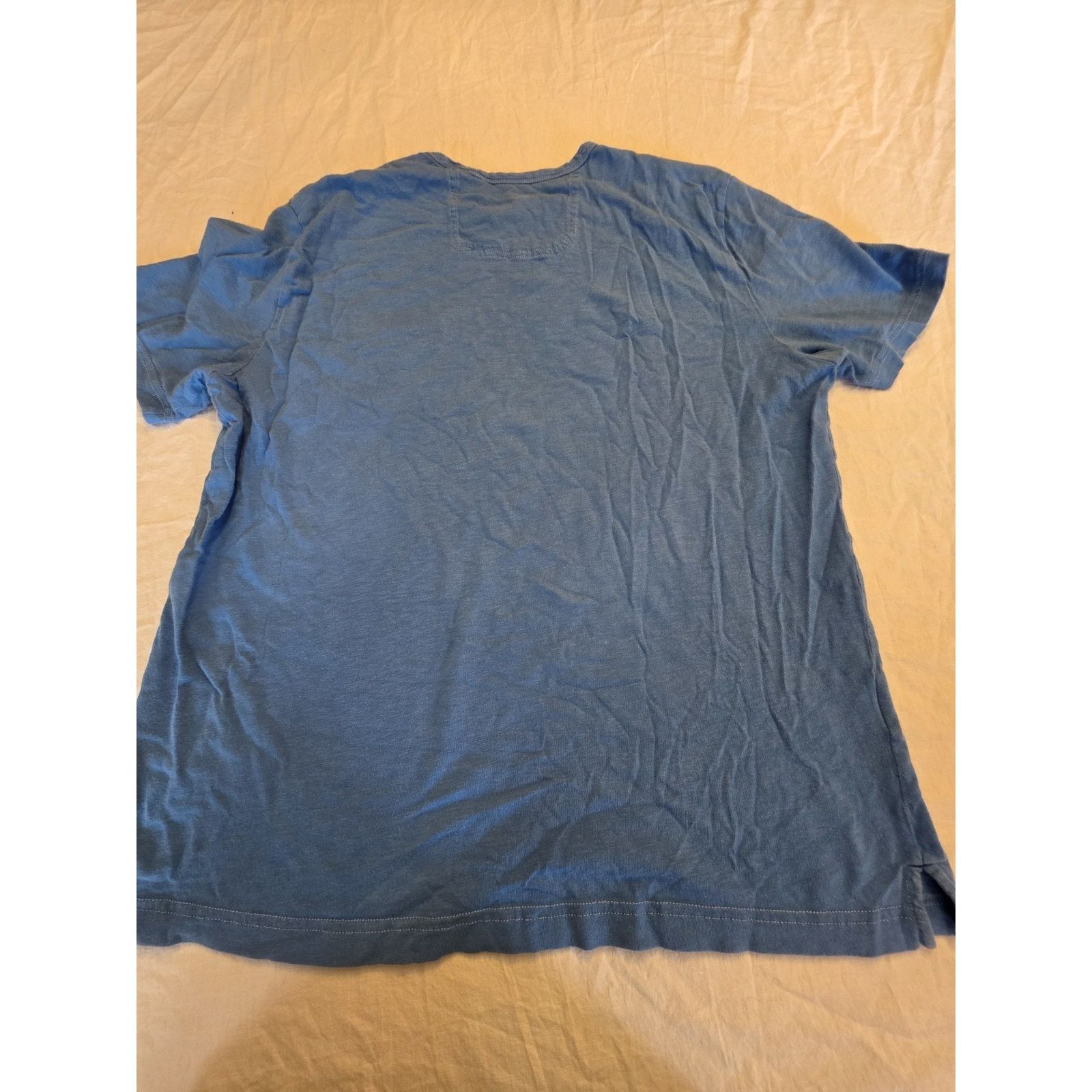 Tommy Bahama Tommy Bahama Men's Size Medium Short Sleeve Blue T-Shirt Size US M / EU 48-50 / 2 - 5 Thumbnail