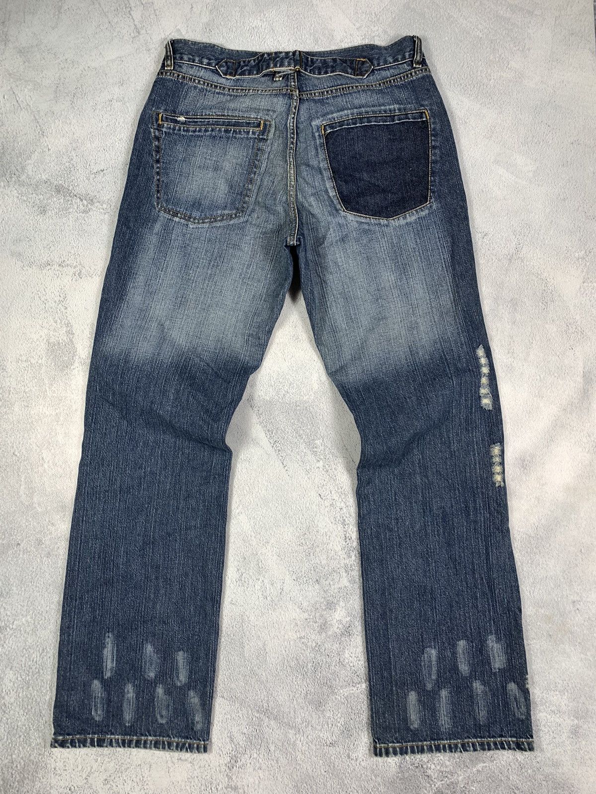 Vintage Vintage Y2K Faded straight denim jeans streetwear size 33x34 Size US 33 - 1 Thumbnail