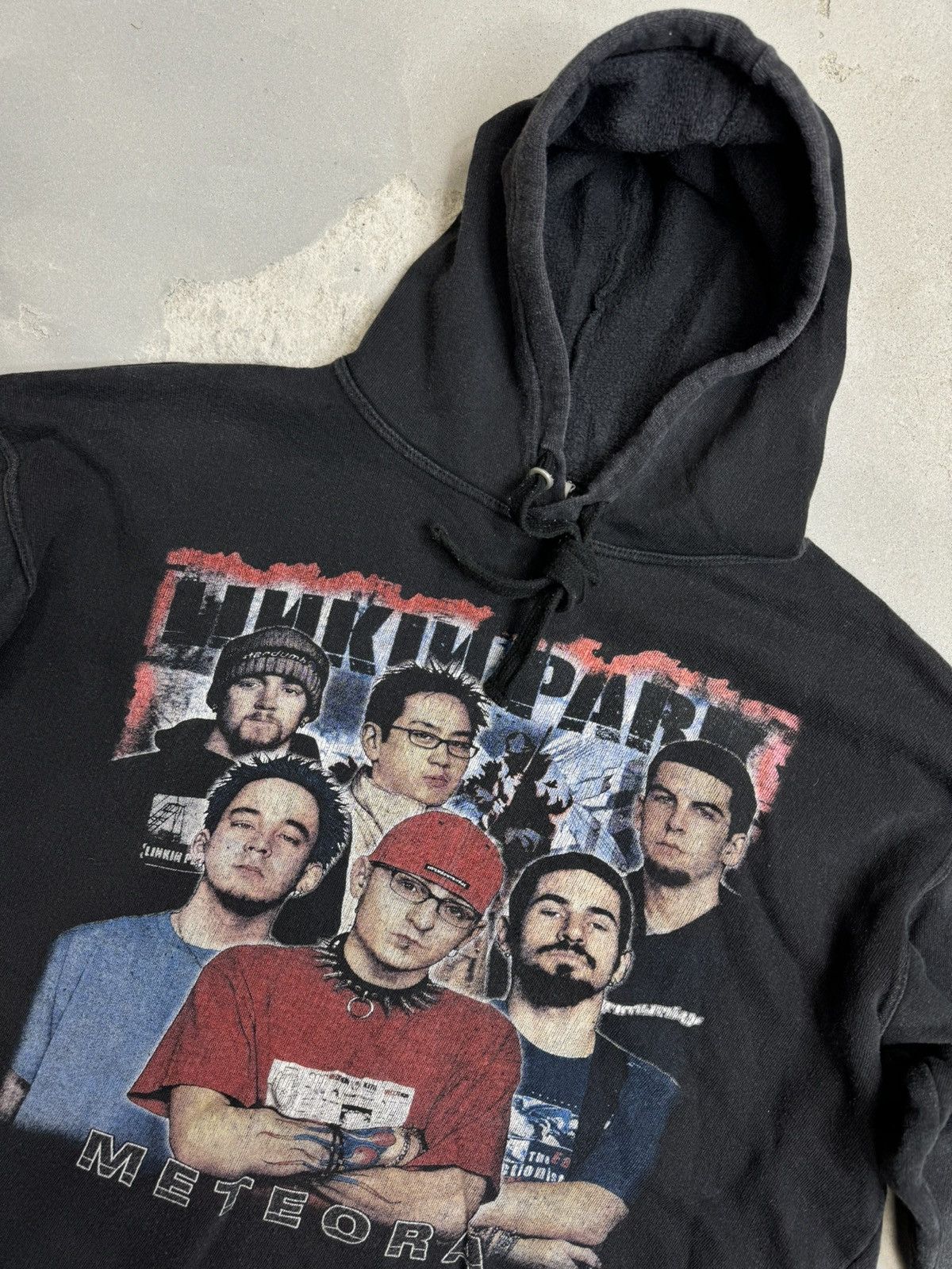 image of Vintage Linkin Park Meteora Band Hoodie in Black, Men's (Size Small)