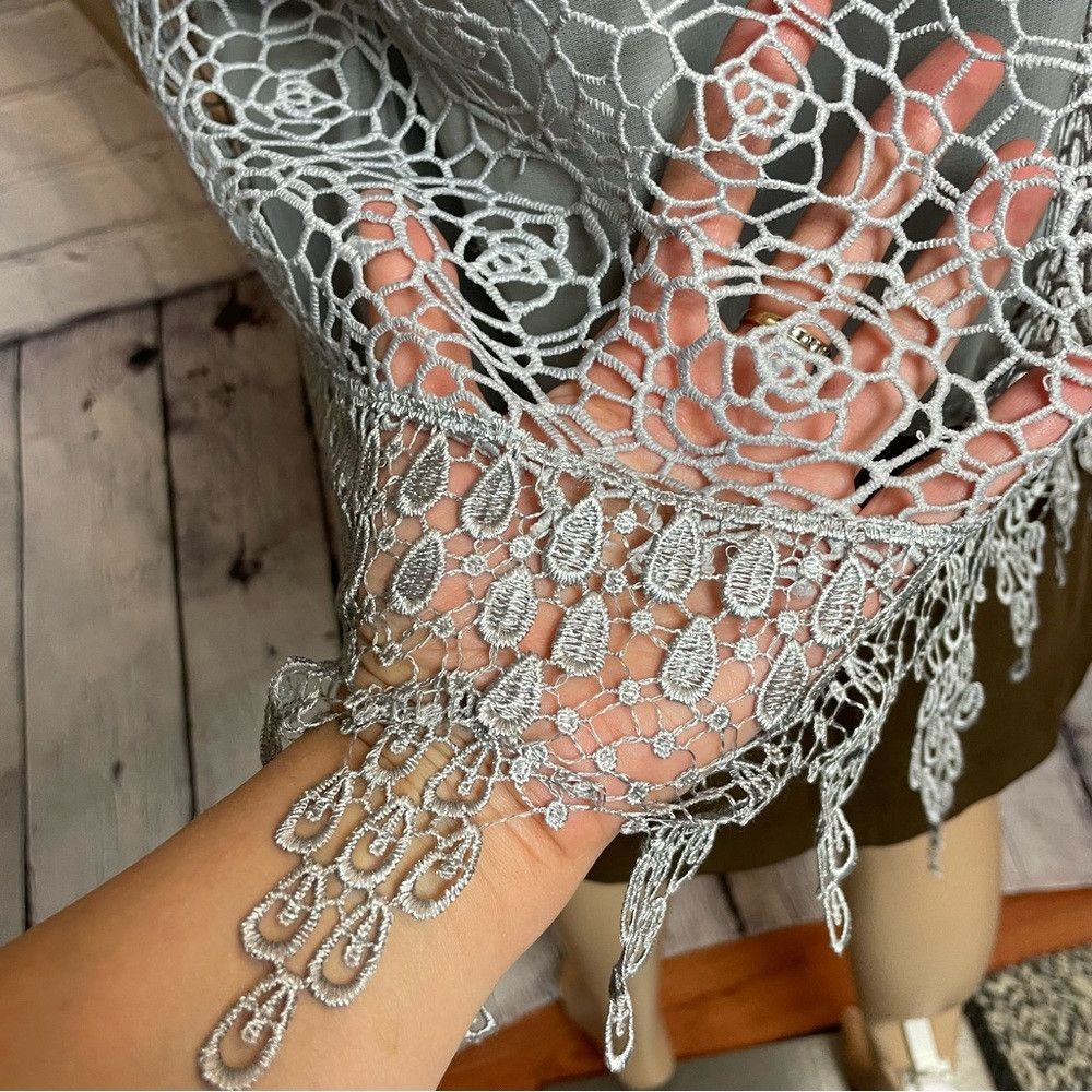 Other New Ryu Grey Sleeveless Lace Top With Fringe Size L Size L / US 10 / IT 46 - 9 Thumbnail