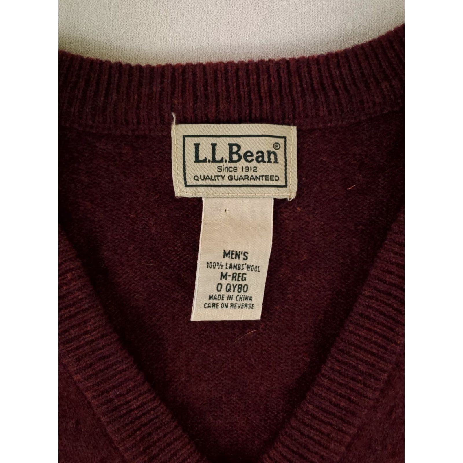 Vintage LL Bean Sweater Vest 100% Lambs Wool Maroon Purple Mens M Wool Vest Mens M Maroon Purple Knit LL Bean Size US M / EU 48-50 / 2 - 2 Thumbnail