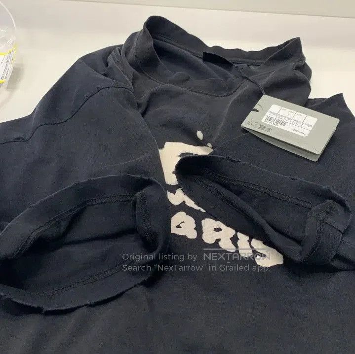 Balenciaga Balenciaga Graphic Print Short Sleeve T. Size US XL / EU 56 / 4 - 8 Thumbnail