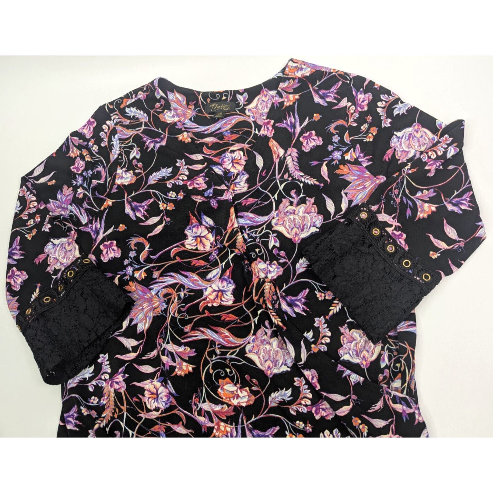 Vintage Thalia Sodi Blouse Top Women's Large Black Floral Lace Long Sleeve V-Neck Wrap Shirt Size L / US 10 / IT 46 - 6 Thumbnail