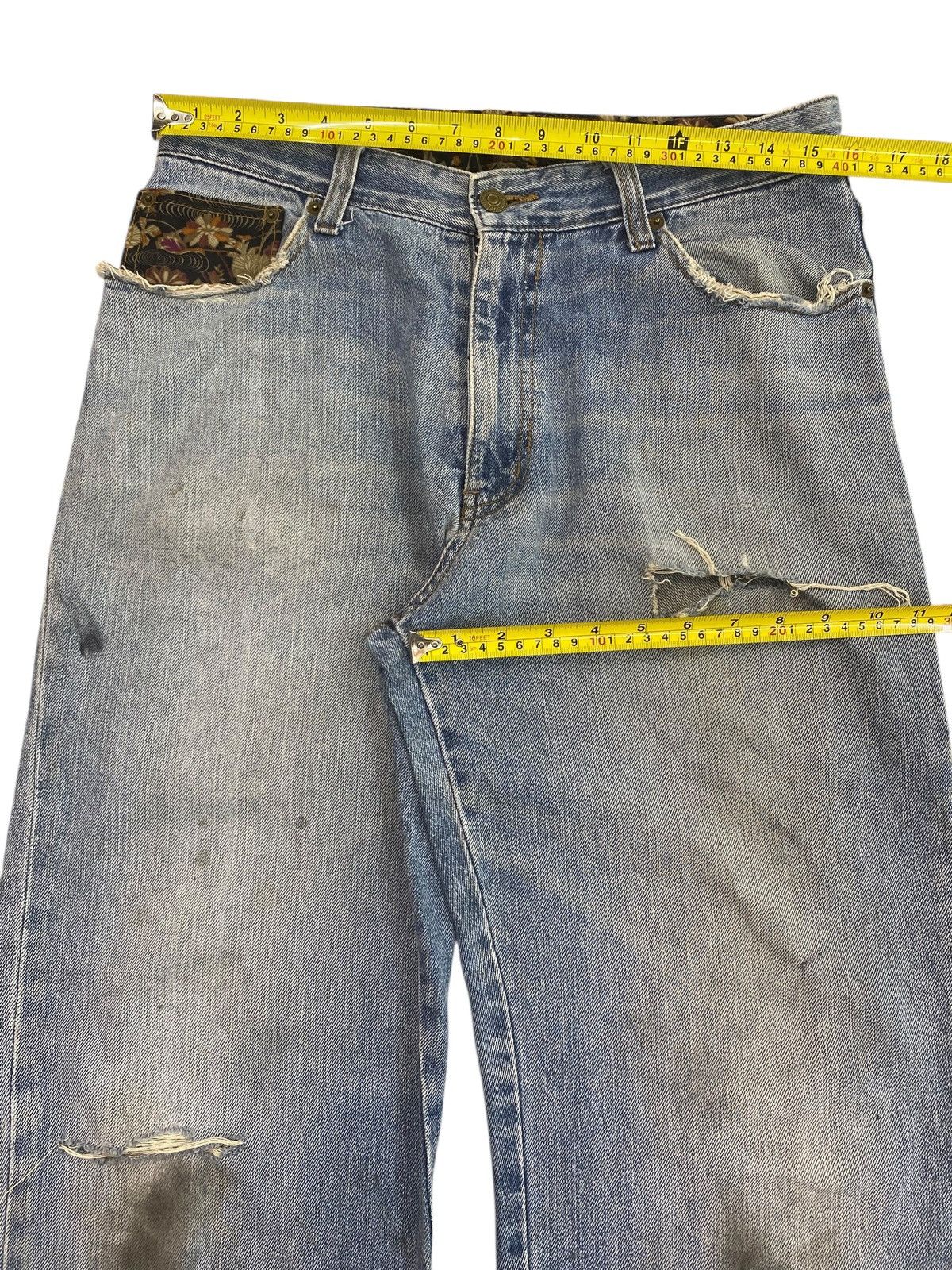Japanese Brand Japanese Brand Faded Wash Style Ripped Jeans Size US 32 / EU 48 - 5 Thumbnail
