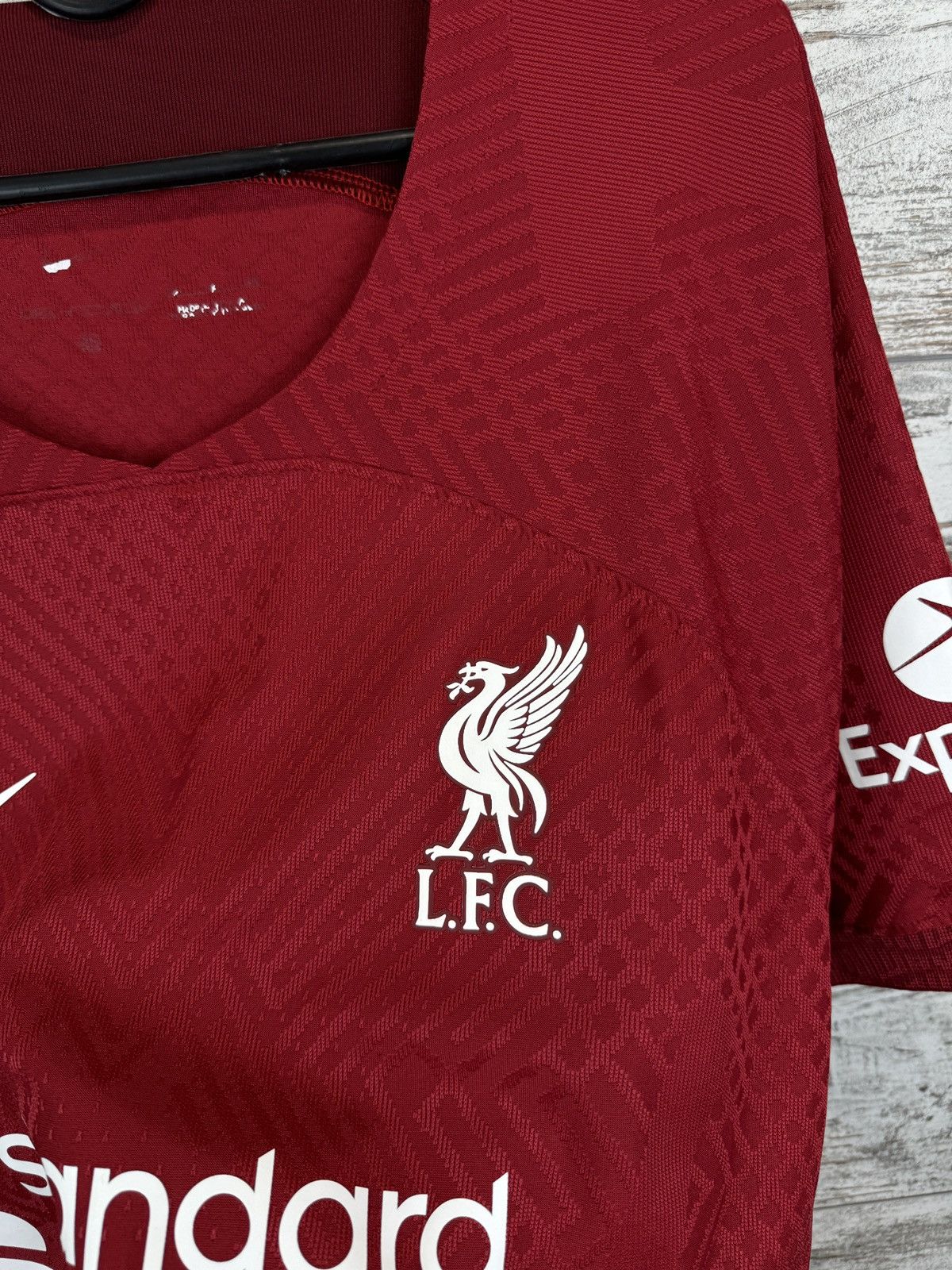 Nike Mens Vintage Nike Liverpool FC T-shirt soccer jersey tee Size US L / EU 52-54 / 3 - 6 Thumbnail