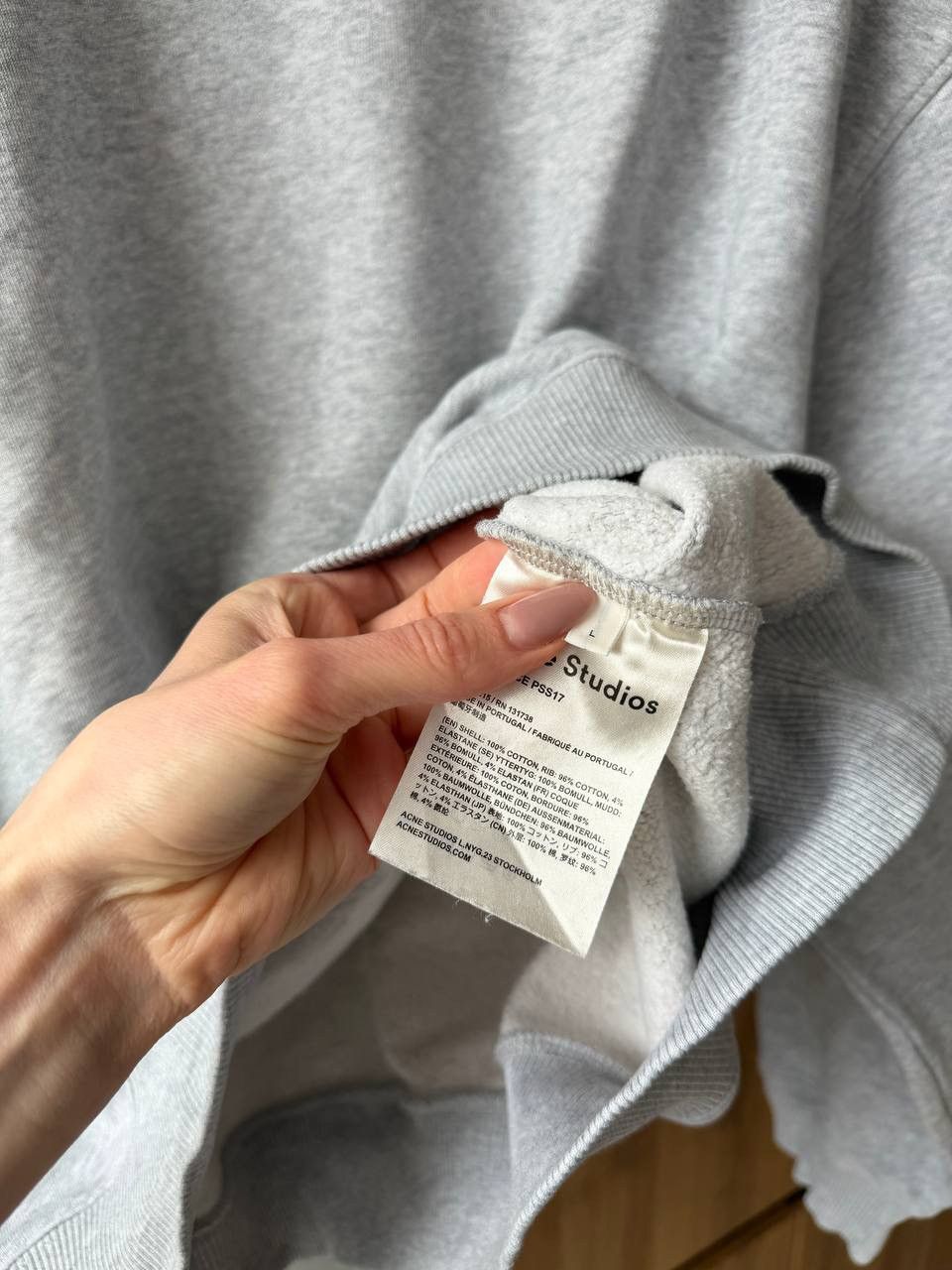 Acne Studios Acne Yana Face Crewneck Gray Size L Size US L / EU 52-54 / 3 - 8 Thumbnail
