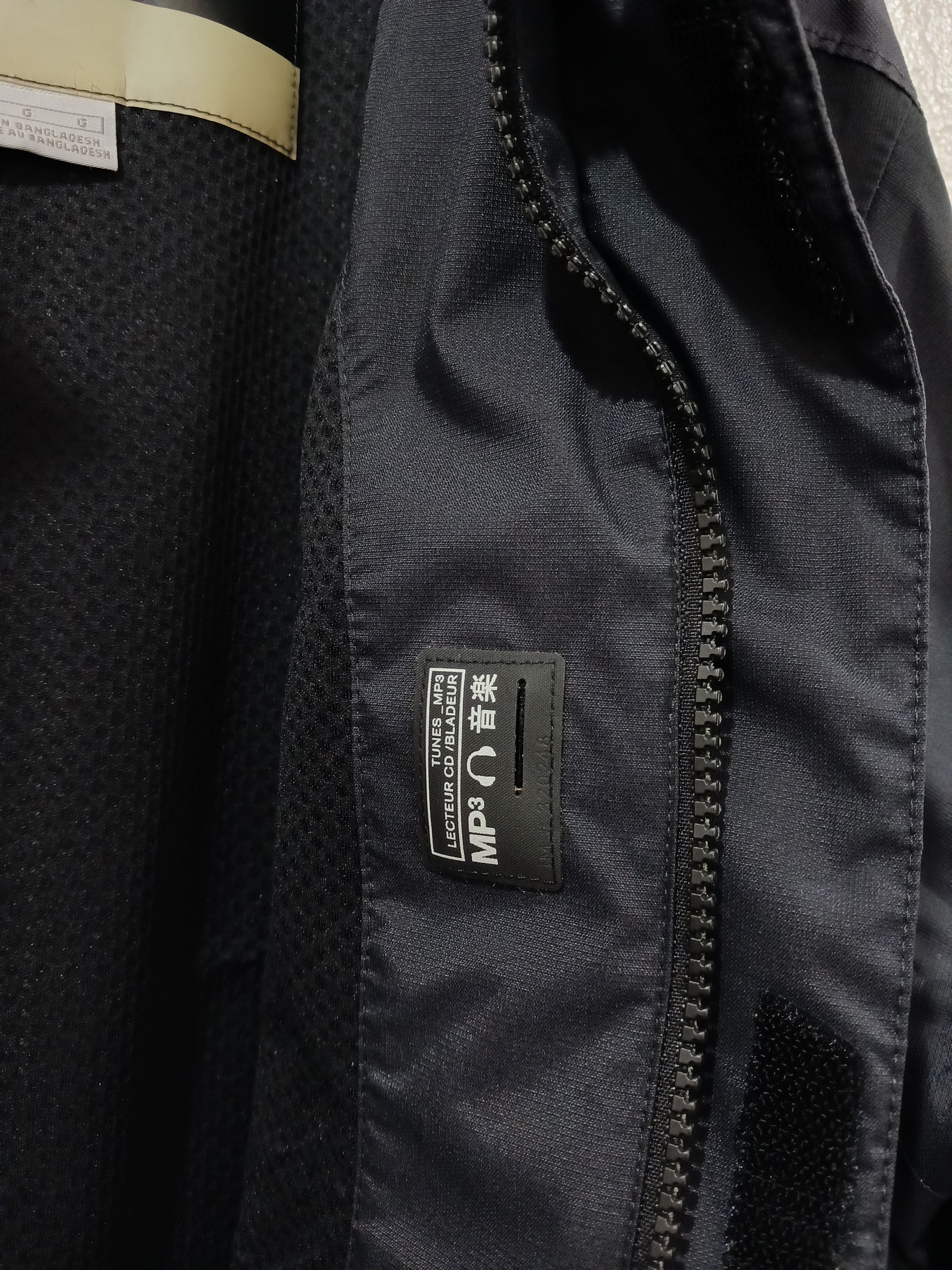 Nike Vintage 2000s Nike Multi-Purpose Outdoors Techwear Jacket Size US L / EU 52-54 / 3 - 12 Thumbnail