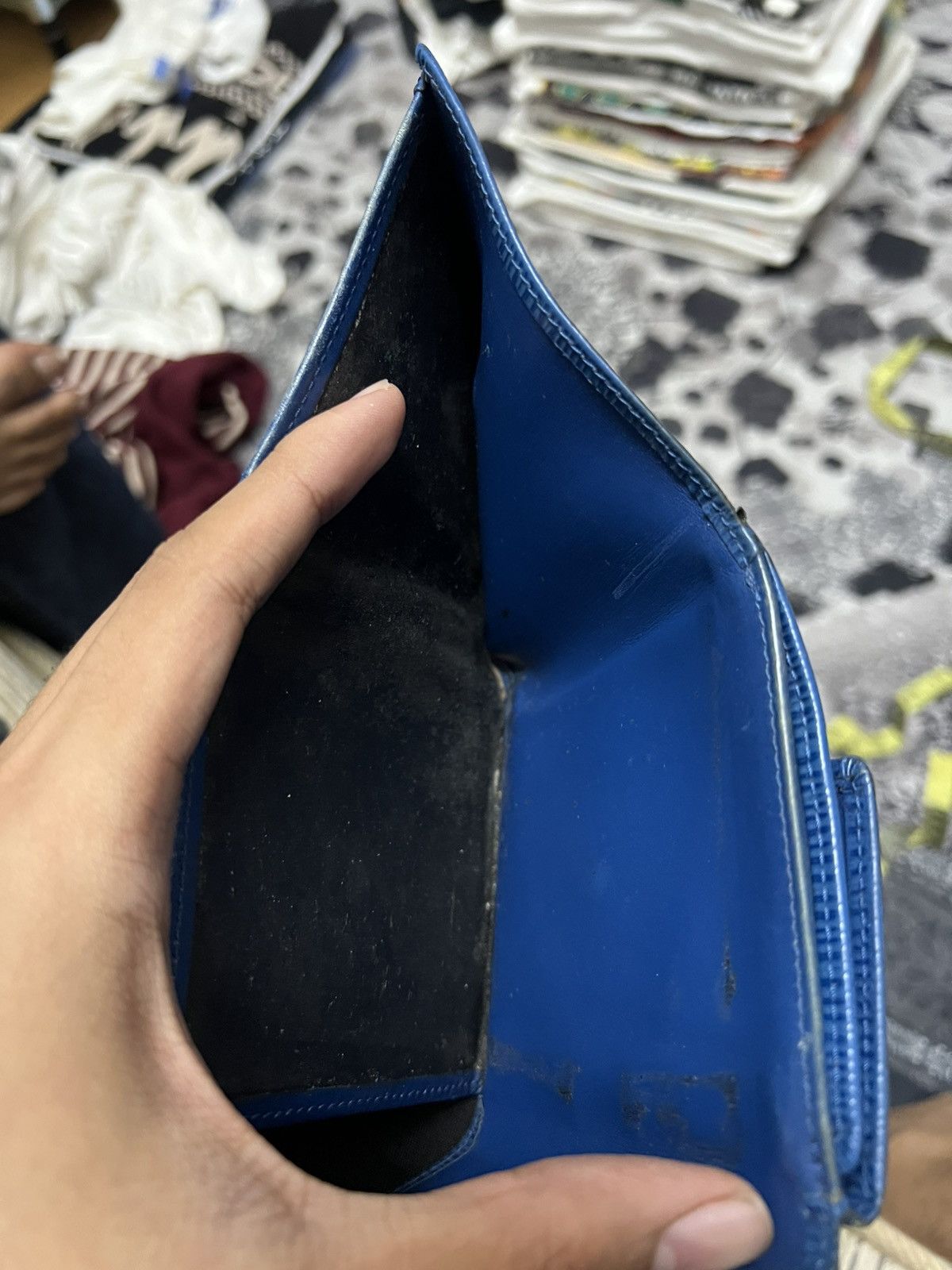 Louis Vuitton Louis Vuitton Wallet Size ONE SIZE - 9 Thumbnail