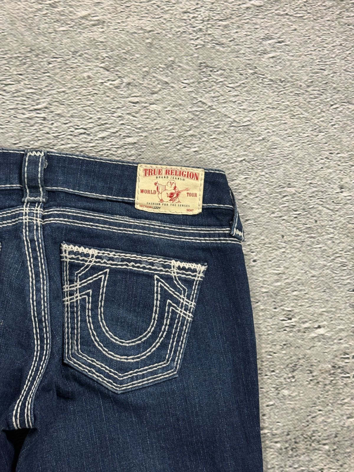 True Religion True Religion jeans capri straight blue white thick stitch Size 26" / US 2 / IT 38 - 4 Thumbnail