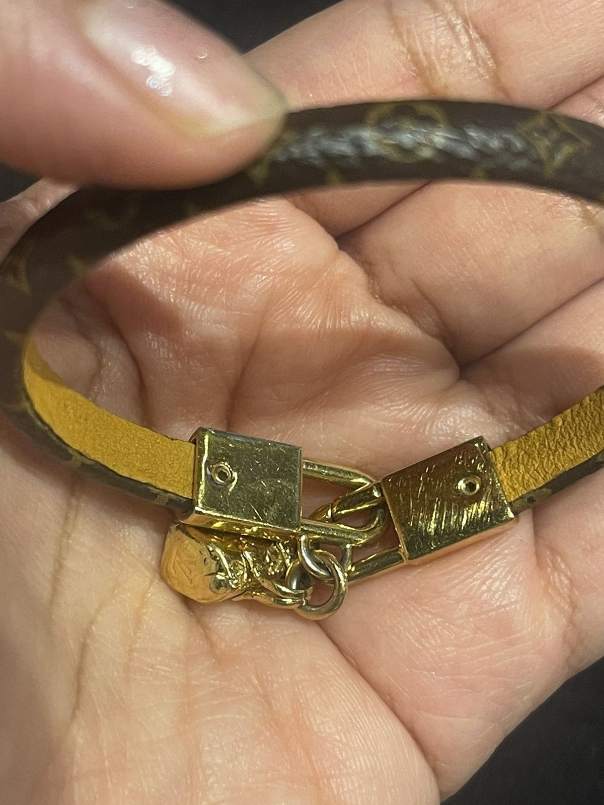 Louis Vuitton Mono gram Size ONE SIZE - 3 Thumbnail