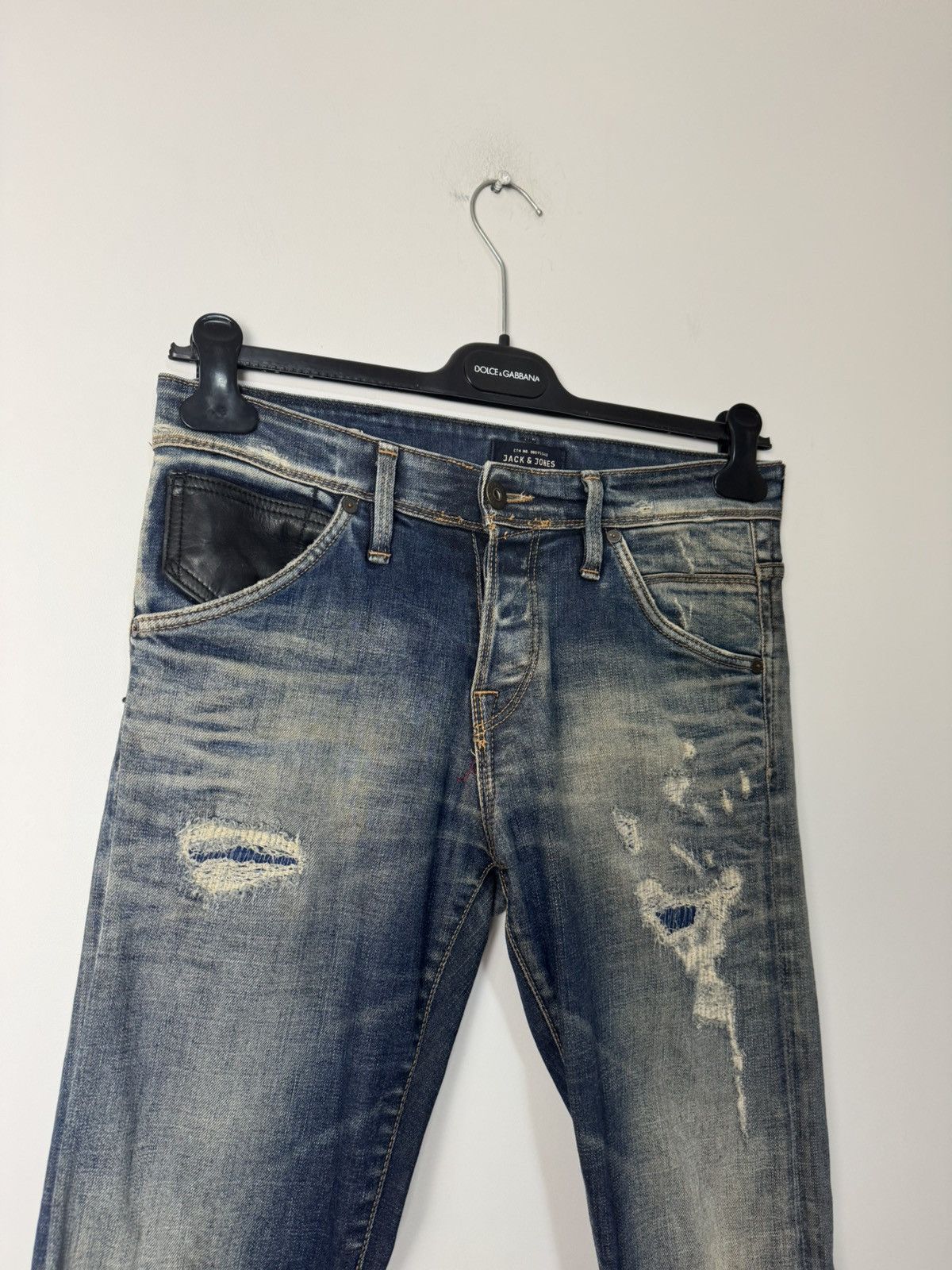 Japanese Brand Distressed Slim Fit Jeans Vintage Wash Denim Leather detail Size US 30 / EU 46 - 10 Thumbnail