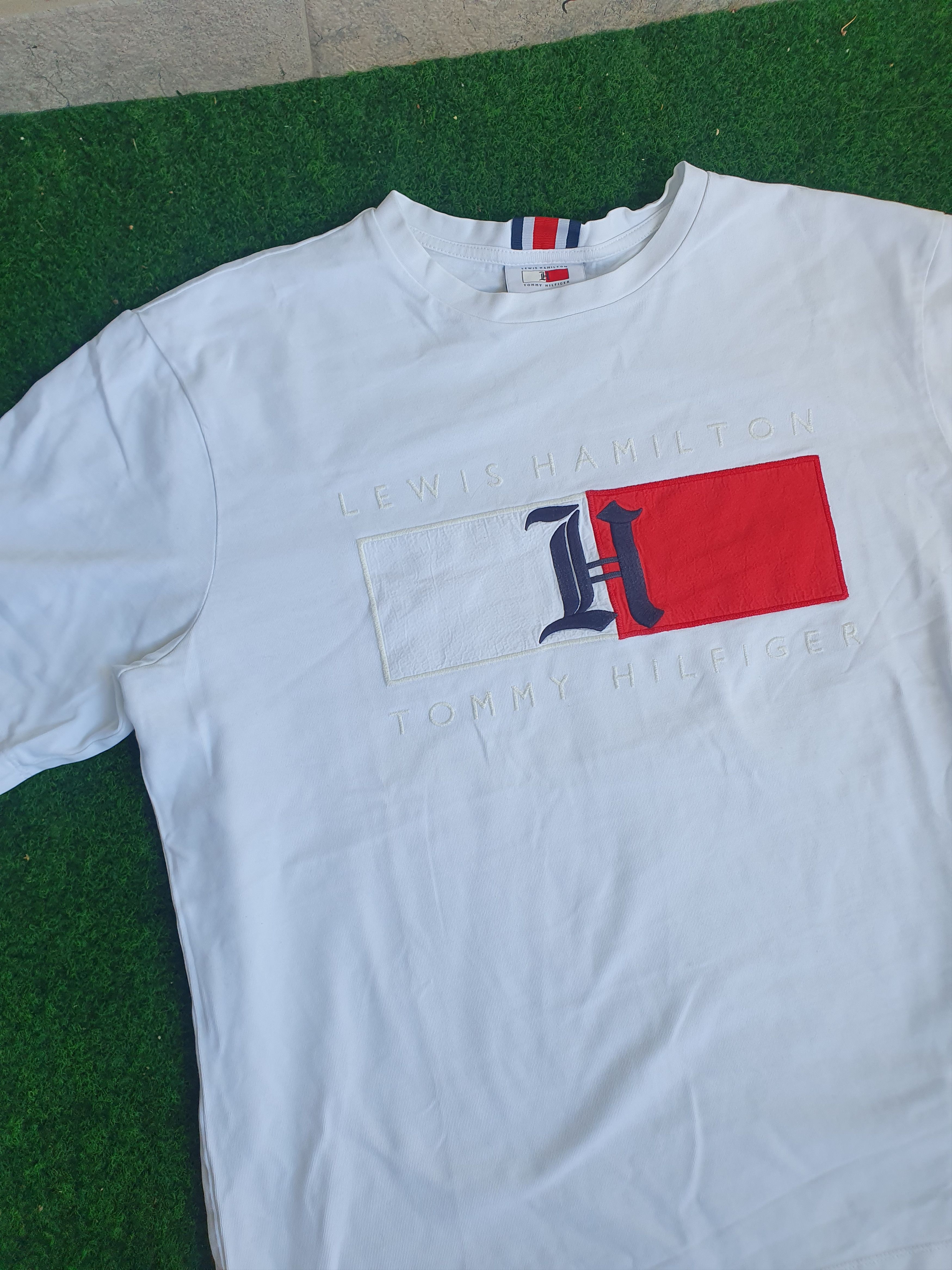 Tommy Hilfiger Tommy Hilfiger x Lewis Hamilton Big Flag t-shirt sz L Size US L / EU 52-54 / 3 - 6 Thumbnail