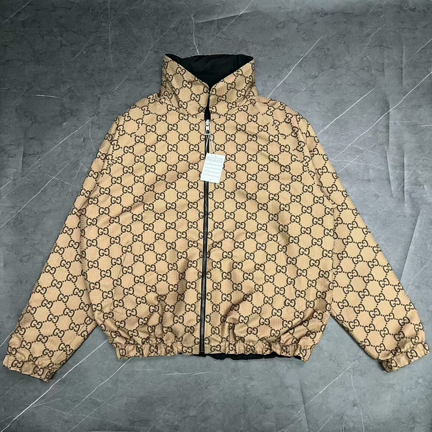 Gucci gucci double g logo reversible quilted jacket Size US L / EU 52-54 / 3 - 1 Thumbnail