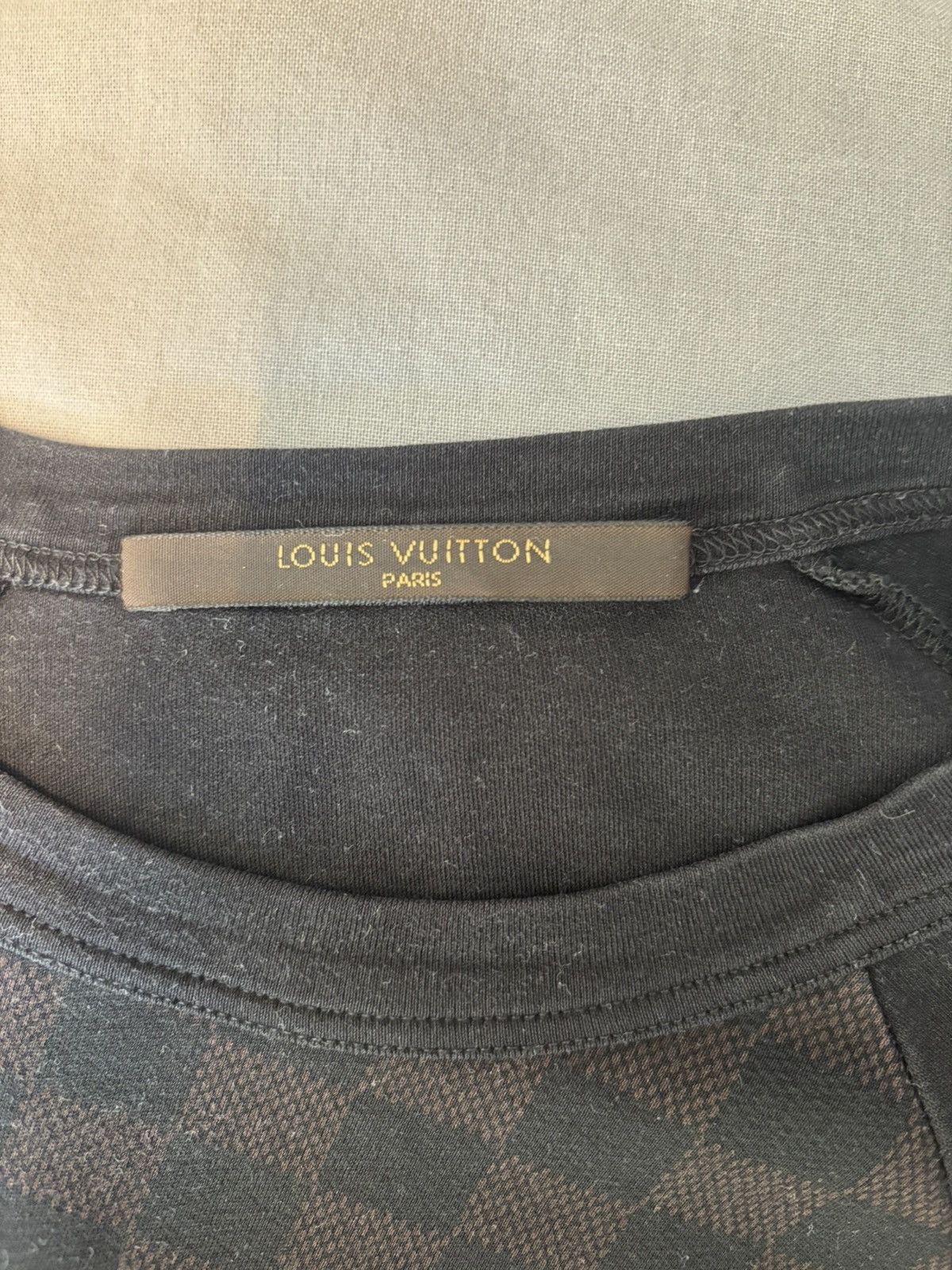 Louis Vuitton Louis Vuitton Black/Brown Damier Print Long Sleeve T-Shirt Size US L / EU 52-54 / 3 - 4 Thumbnail