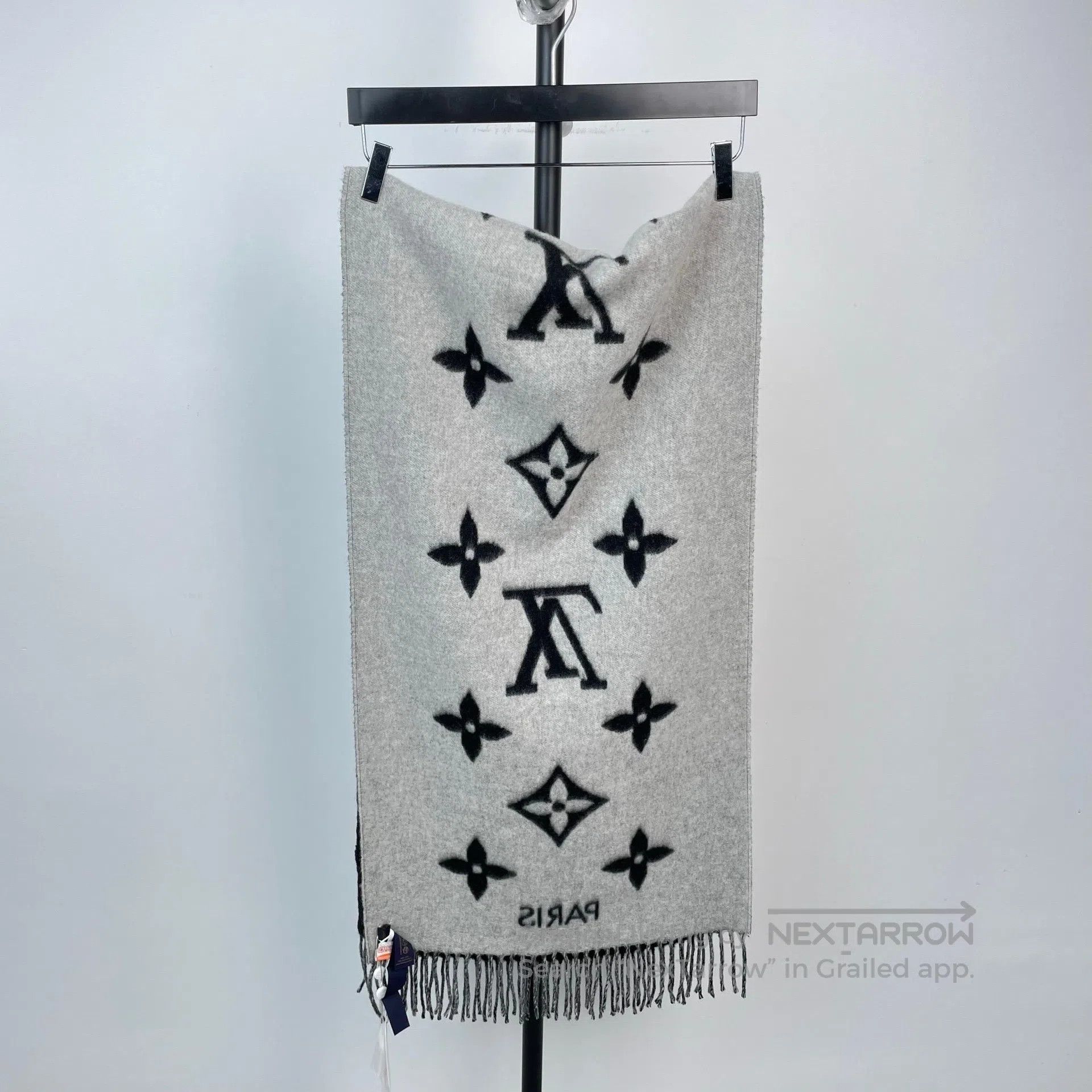 Louis Vuitton Louis Vuitton Black and gray printed cashmere double-sided Size ONE SIZE - 6 Thumbnail