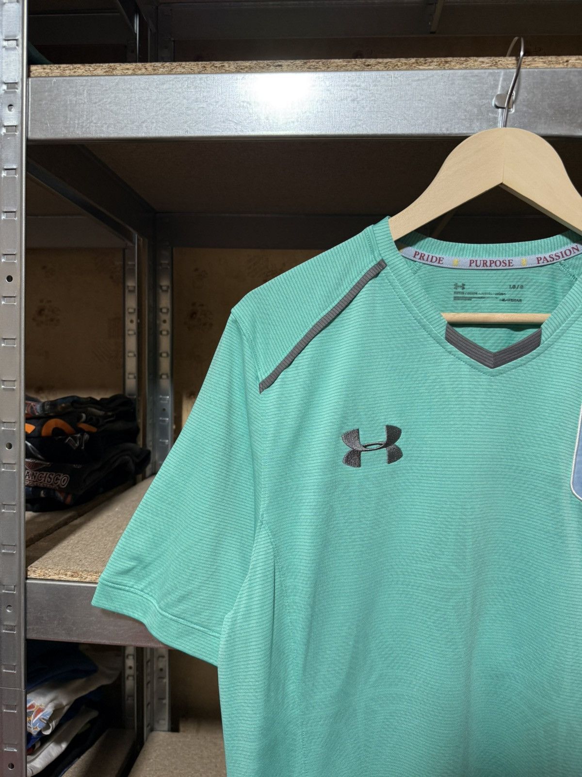 Under Armour × Vintage Under Armour FC Aston Villa Training Soccer Football Jersey Size US L / EU 52-54 / 3 - 3 Thumbnail