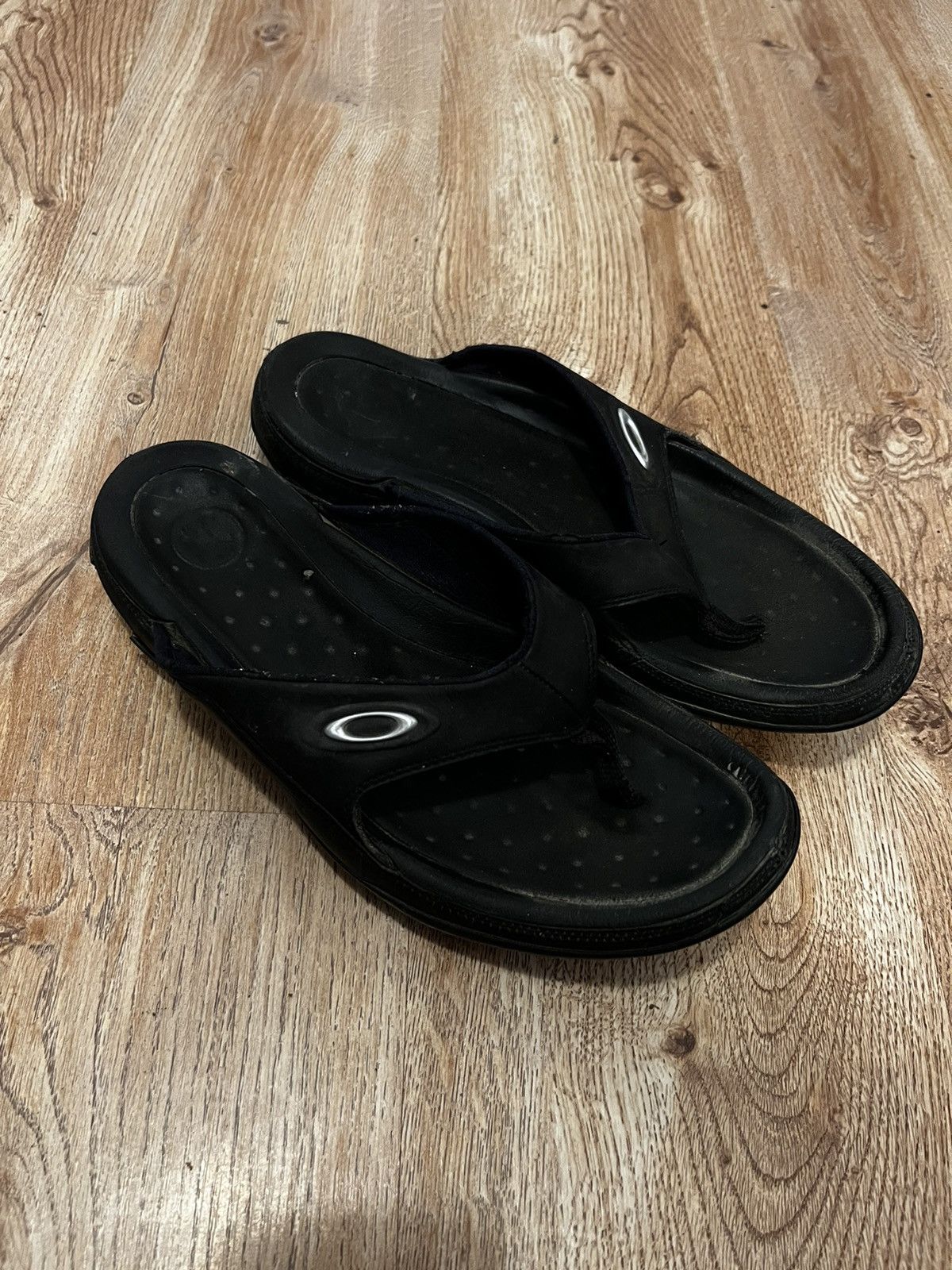 Oakley Vintage 90s Oakley Slides Hardwear Retro Chrome OG Size US 10 / EU 43 - 5 Thumbnail
