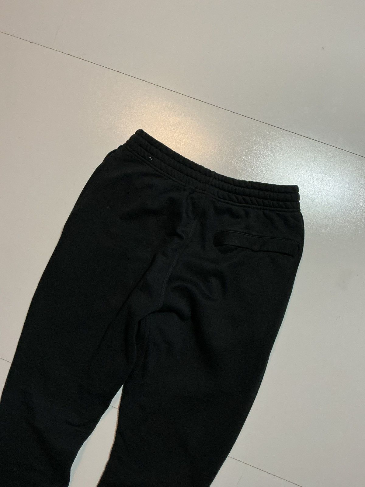 Nike Nike Sportswear Black Club Fleece Swoosh Jogger Sweatpants Size US 30 / EU 46 - 8 Thumbnail