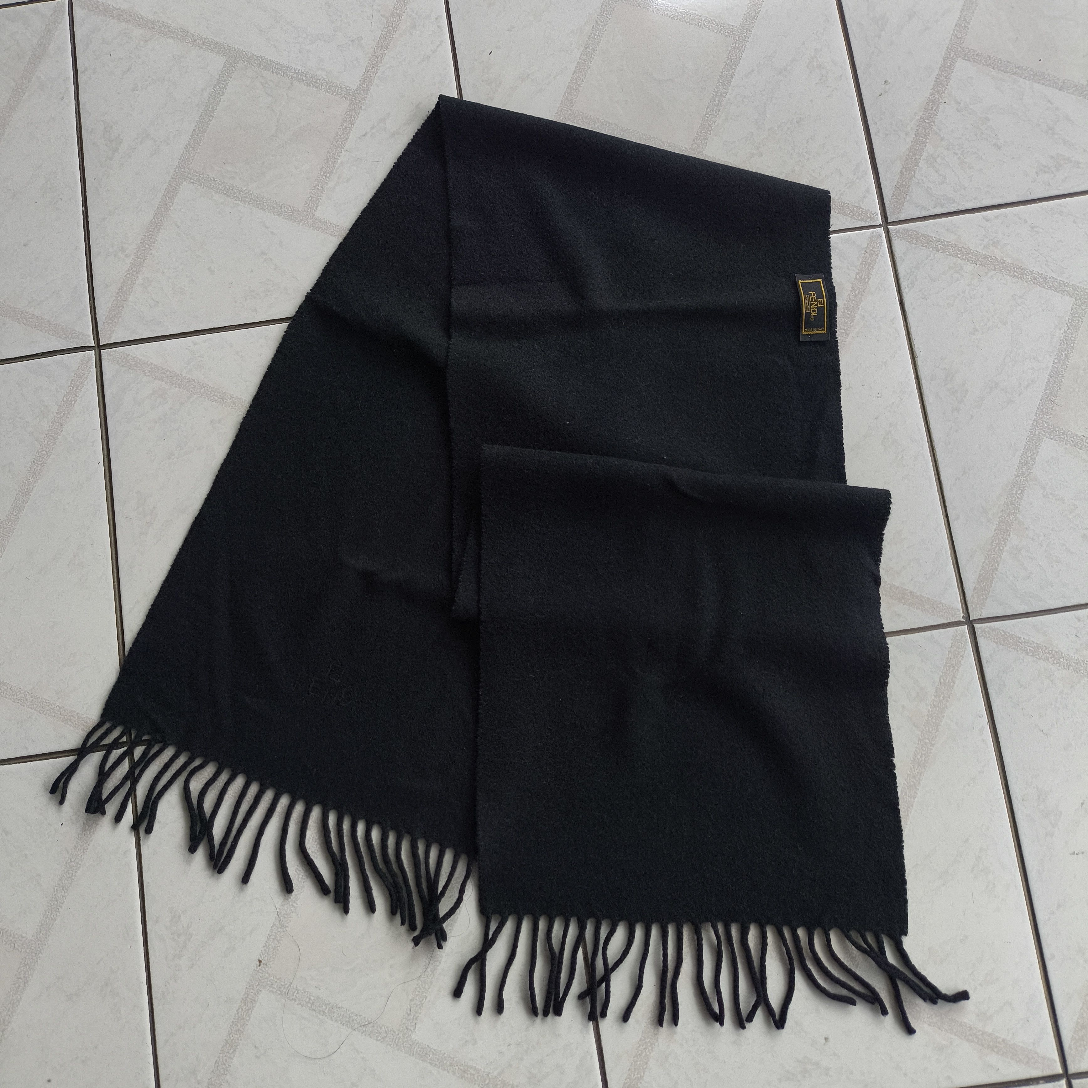 Fendi Fendi Wool Scarf Size ONE SIZE - 1 Thumbnail