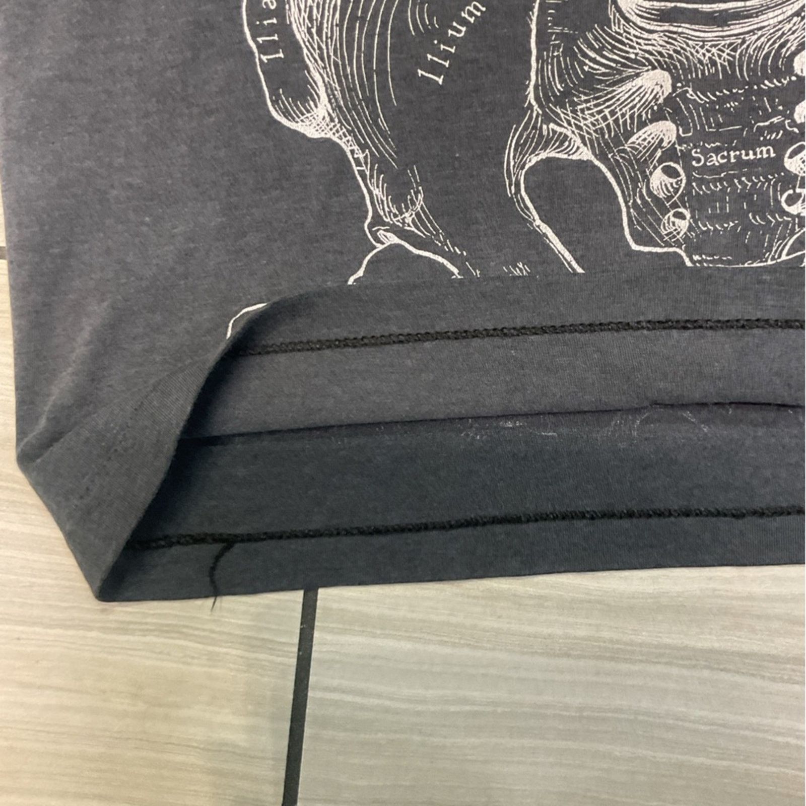Vintage 1978 Leslie Single Stitch Anatomy Vintage T-Shirt Size US L / EU 52-54 / 3 - 5 Thumbnail