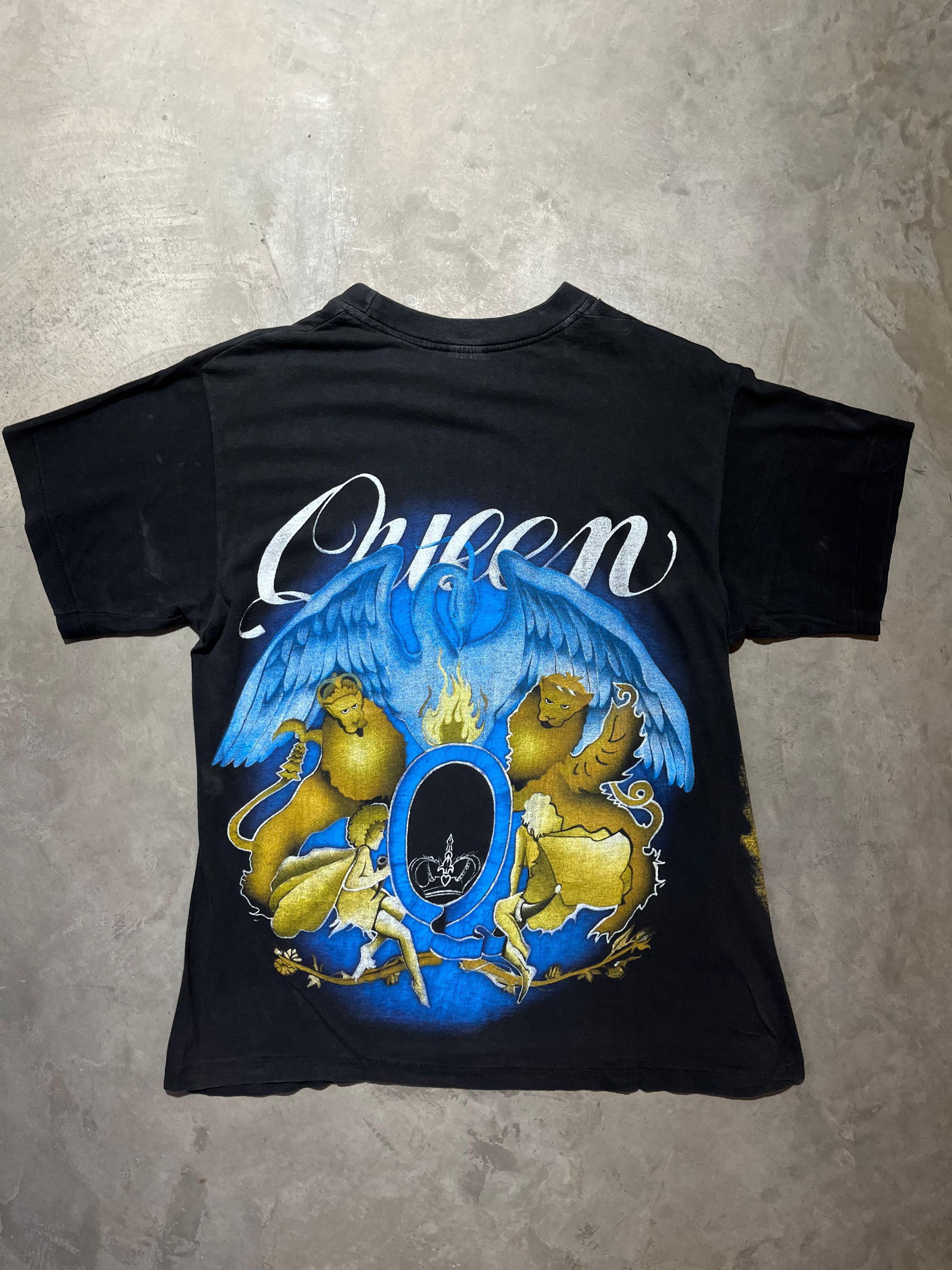 Vintage Vintage 90s Queen Single Stitch T-Shirt Size US M / EU 48-50 / 2 - 2 Thumbnail
