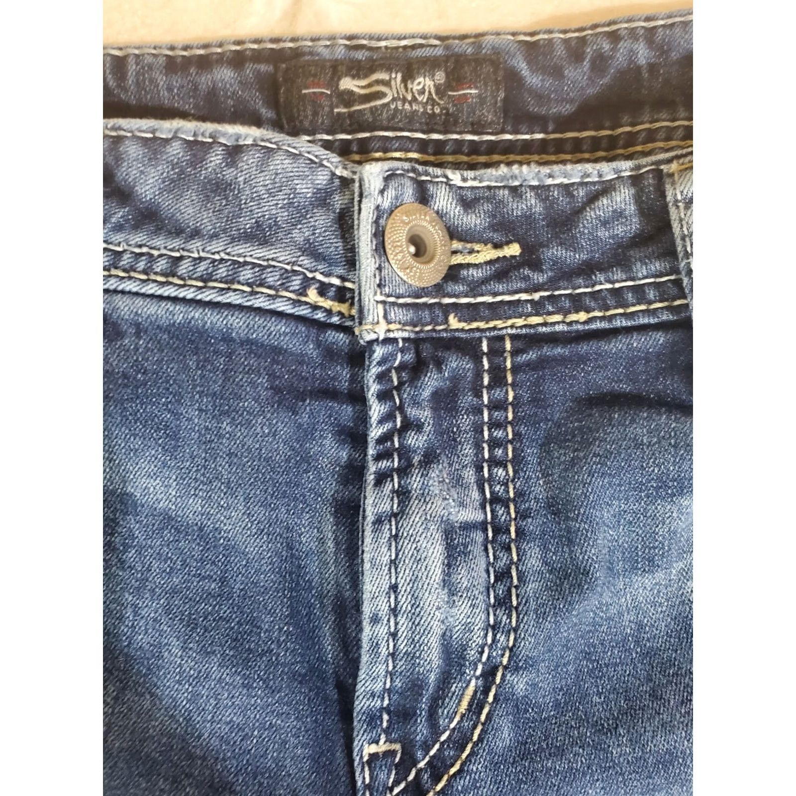 Silver Jeans Co. VINTAGE? No. (But per rules, omit) Size 24" / US 00 / IT 34 - 3 Thumbnail