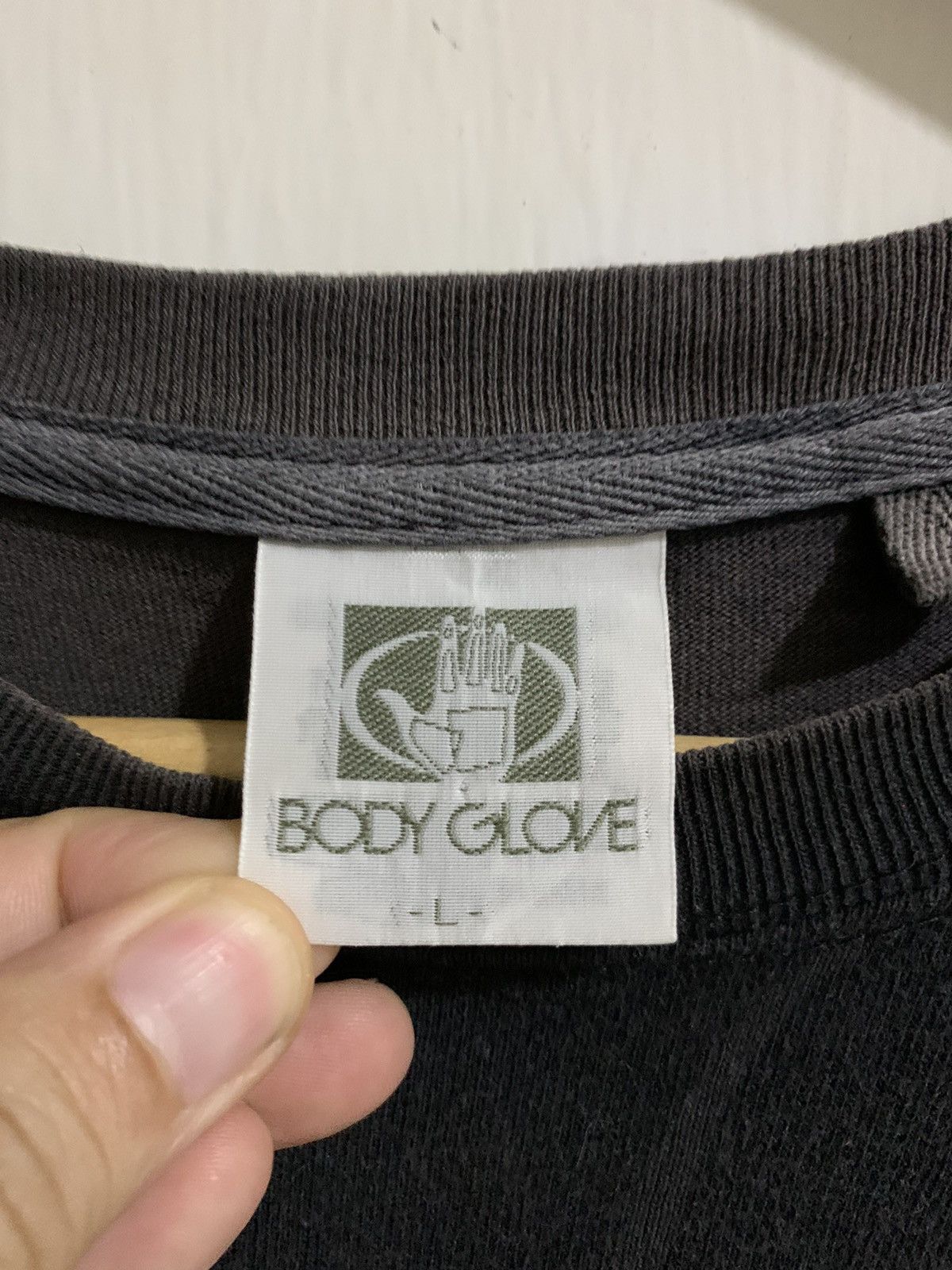 Body Glove Faded VintageY2K Body Glove South Bay Surfwear Tee Size US L / EU 52-54 / 3 - 12 Thumbnail