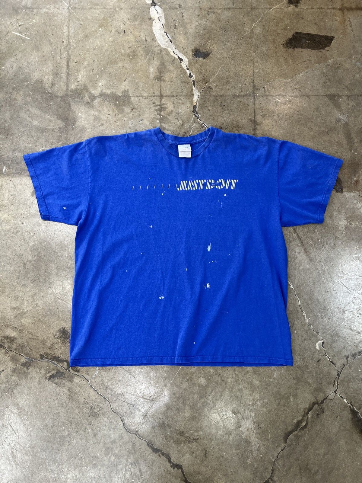 Nike × Vintage Vintage Early 2000s Just Do It Nike Tee Sz. XXL Size US XXL / EU 58 / 5 - 2 Thumbnail