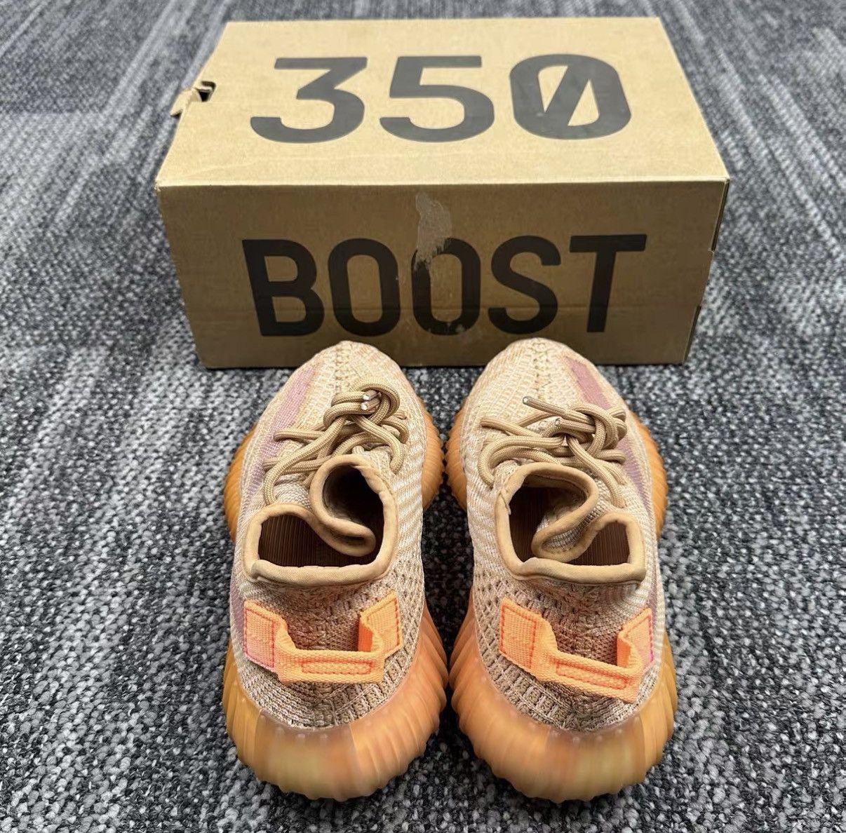 Yeezy Adidas Yeezy 350 V2 Clay Red Limited Edition J42 Size US 4.5 / IT 34.5 - 3 Thumbnail