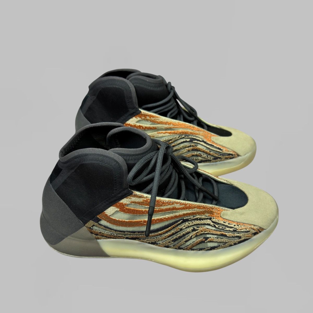 Yeezy YEEZY QNTM FLAORA HIGH OG NEW SIZE 44 Size US 10 / EU 43 - 2 Thumbnail
