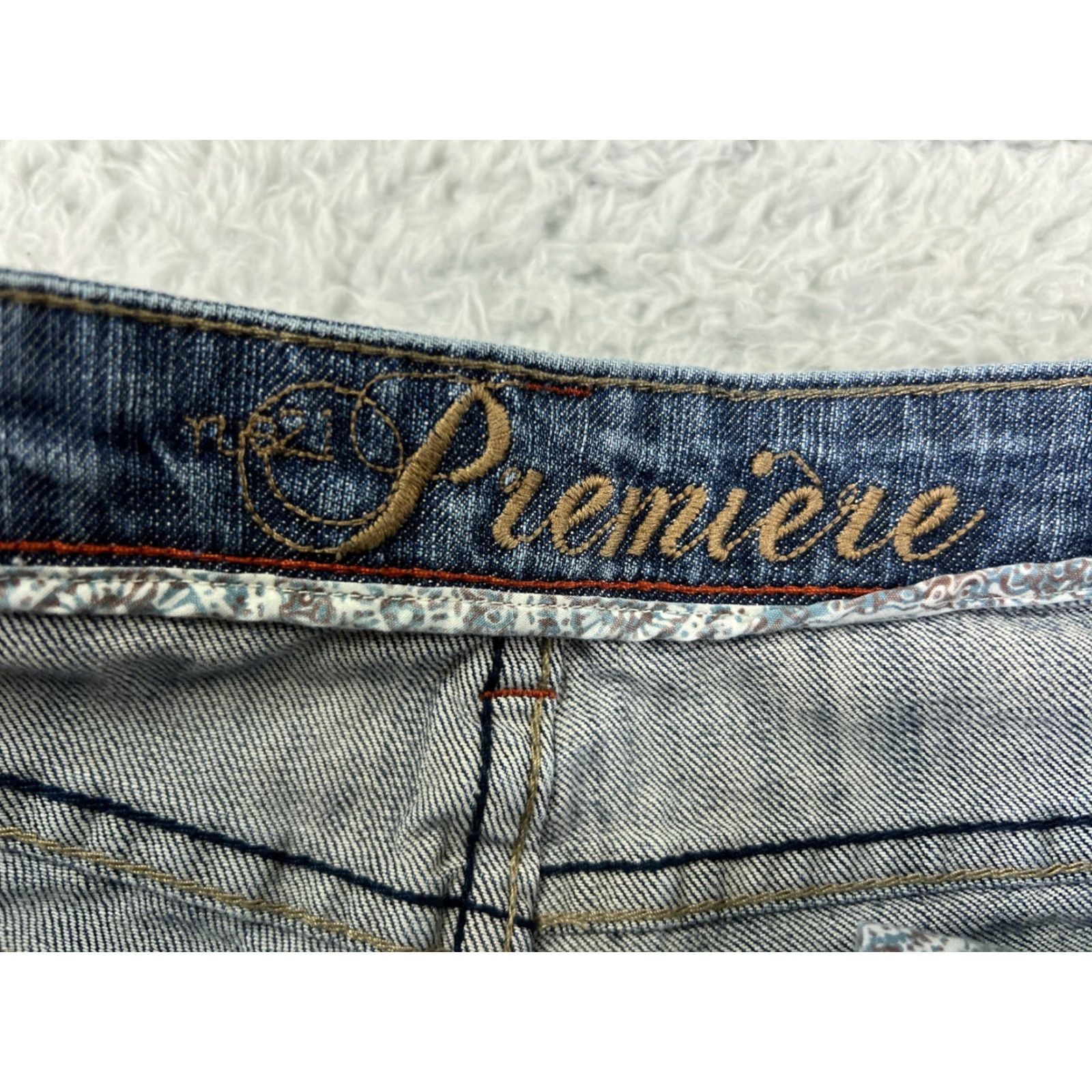 Vintage Premiere Jeans Women 1 Blue Denim Flared Low Rise 5-Pocket Distressed Embroidered Rhinestone Studded Cotton Blend Slim Vintage: No Size 25" / US 0 / IT 36 - 4 Thumbnail