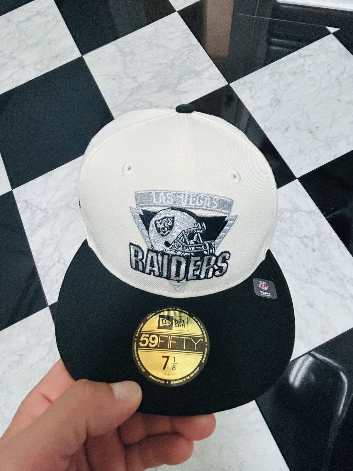 New Era Raiders fitted 718 Size ONE SIZE - 3 Thumbnail
