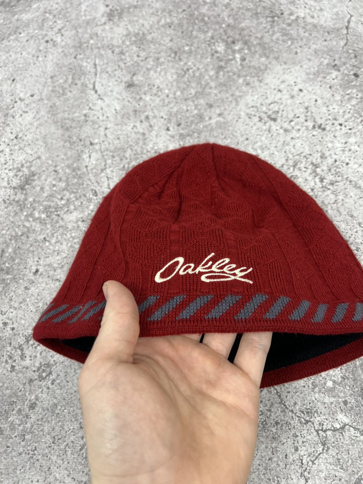 Oakley Vintage Oakley Beanie Hat Red Size ONE SIZE - 4 Thumbnail