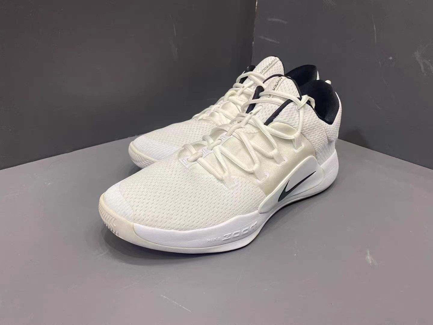 Nike Nike HyperDunk X HD18 Low Basketball Shoes K15 Size US 14 / EU 47 - 1 Thumbnail