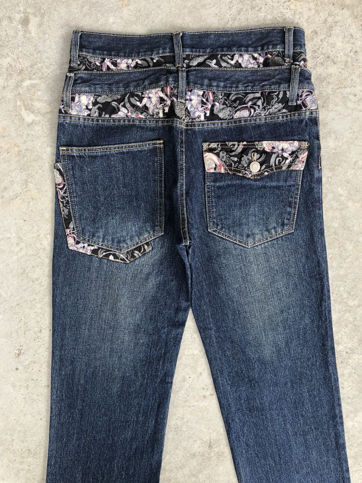 Japanese Brand Japanese Phoenix Embroidered Jeans Double Waist Jeans Size US 32 / EU 48 - 9 Thumbnail
