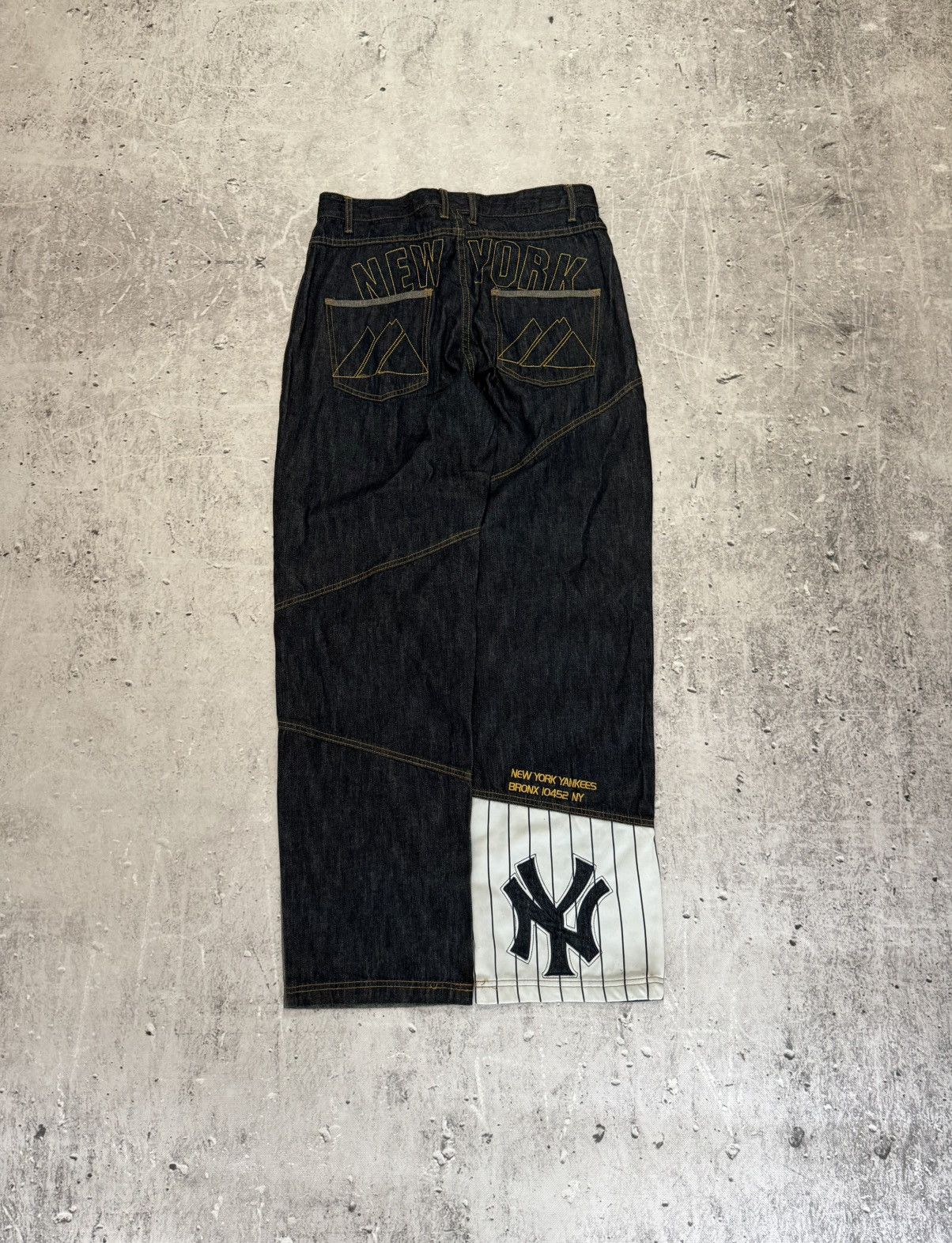 Majestic Majestic Vintage New Era Yankees Jeans USA Size US 38 / EU 54 - 4 Thumbnail