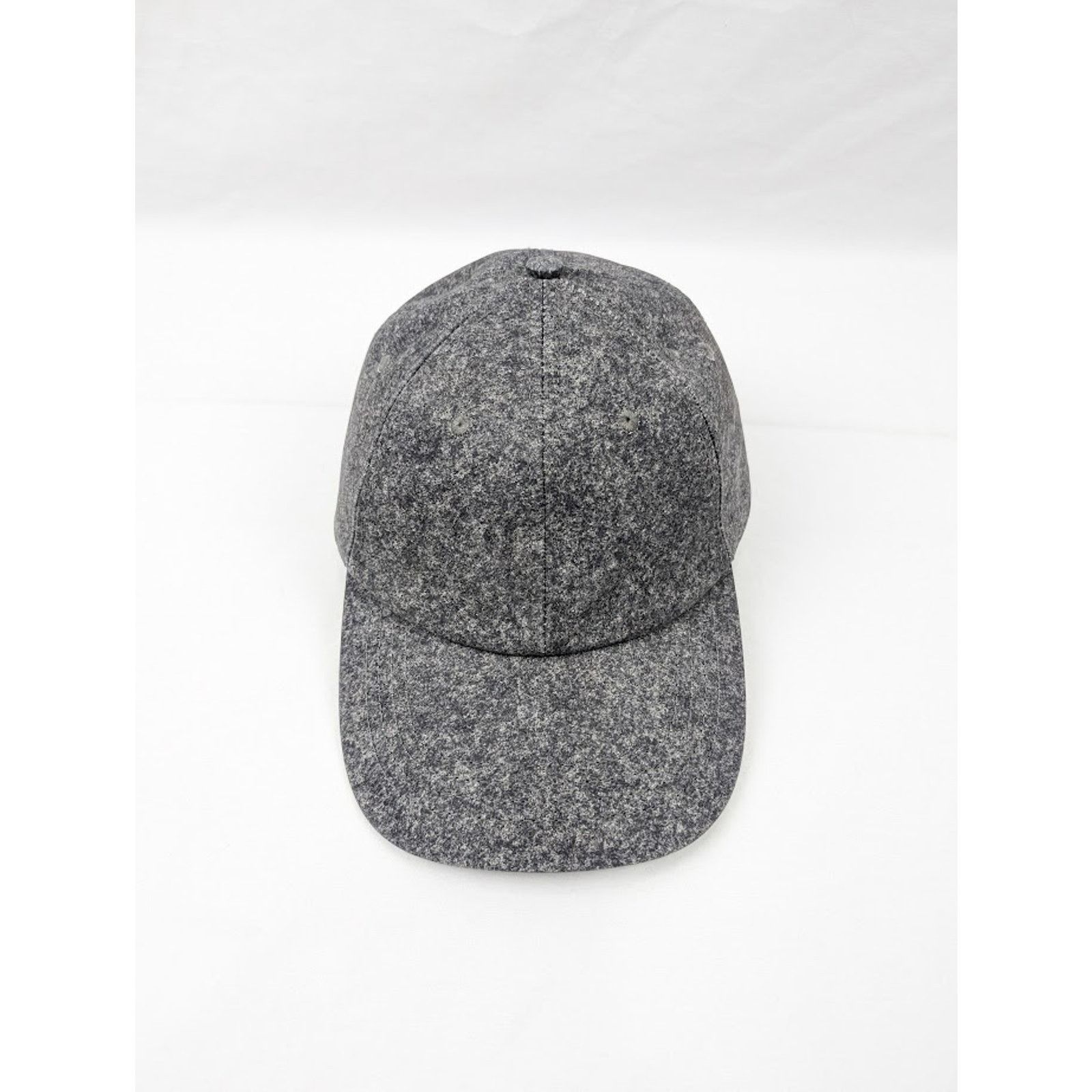 Bottega Veneta o1rshd1 Size: M / Flannel Printed Nubuck Cap / beanie Size ONE SIZE - 1 Thumbnail